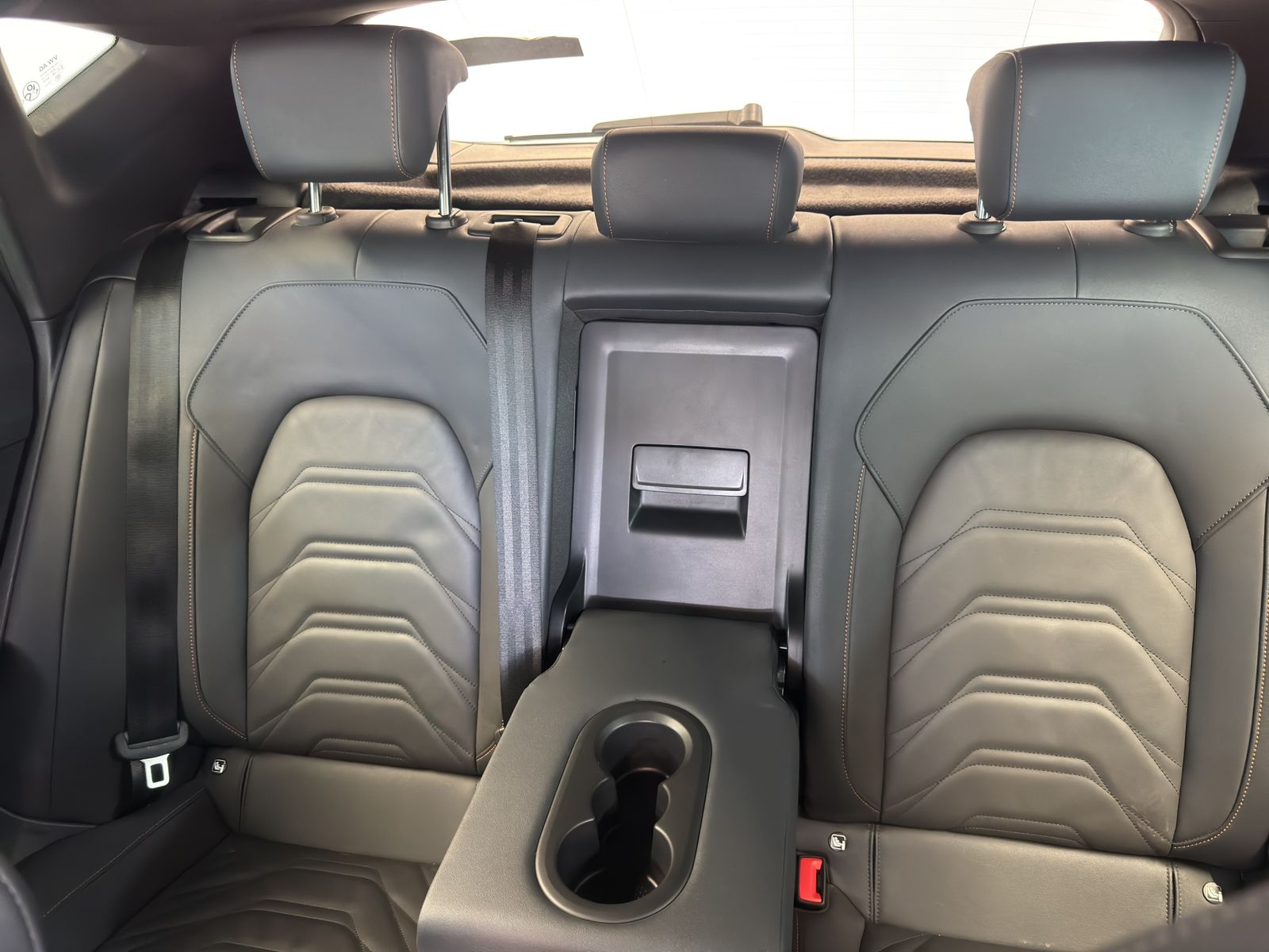 2025 Seat Leon 2.0 TSI 300 HP DSG 7 VEL PIEL/ PAIT MATE