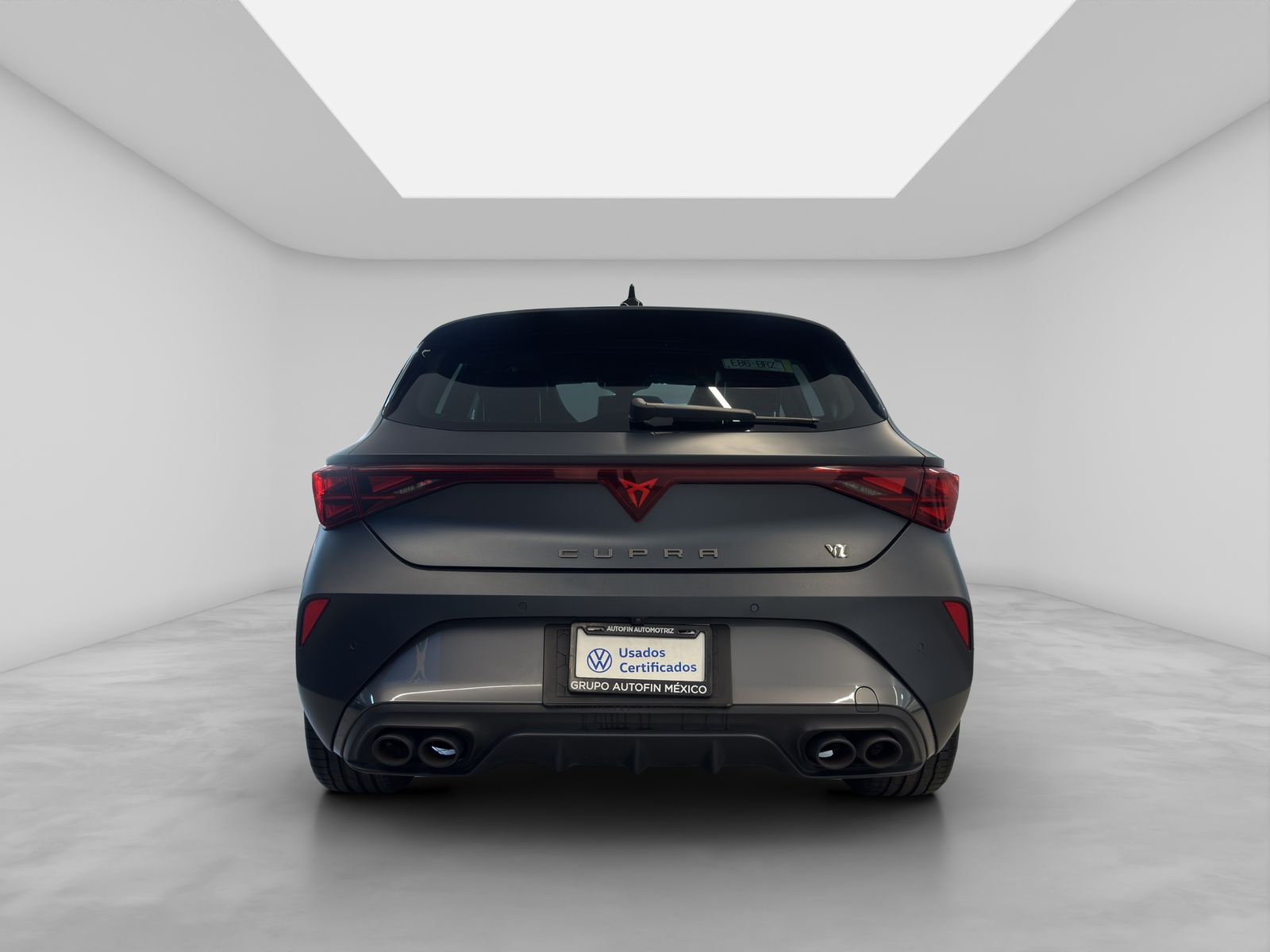 2025 Seat Leon 2.0 TSI 300 HP DSG 7 VEL PIEL/ PAIT MATE