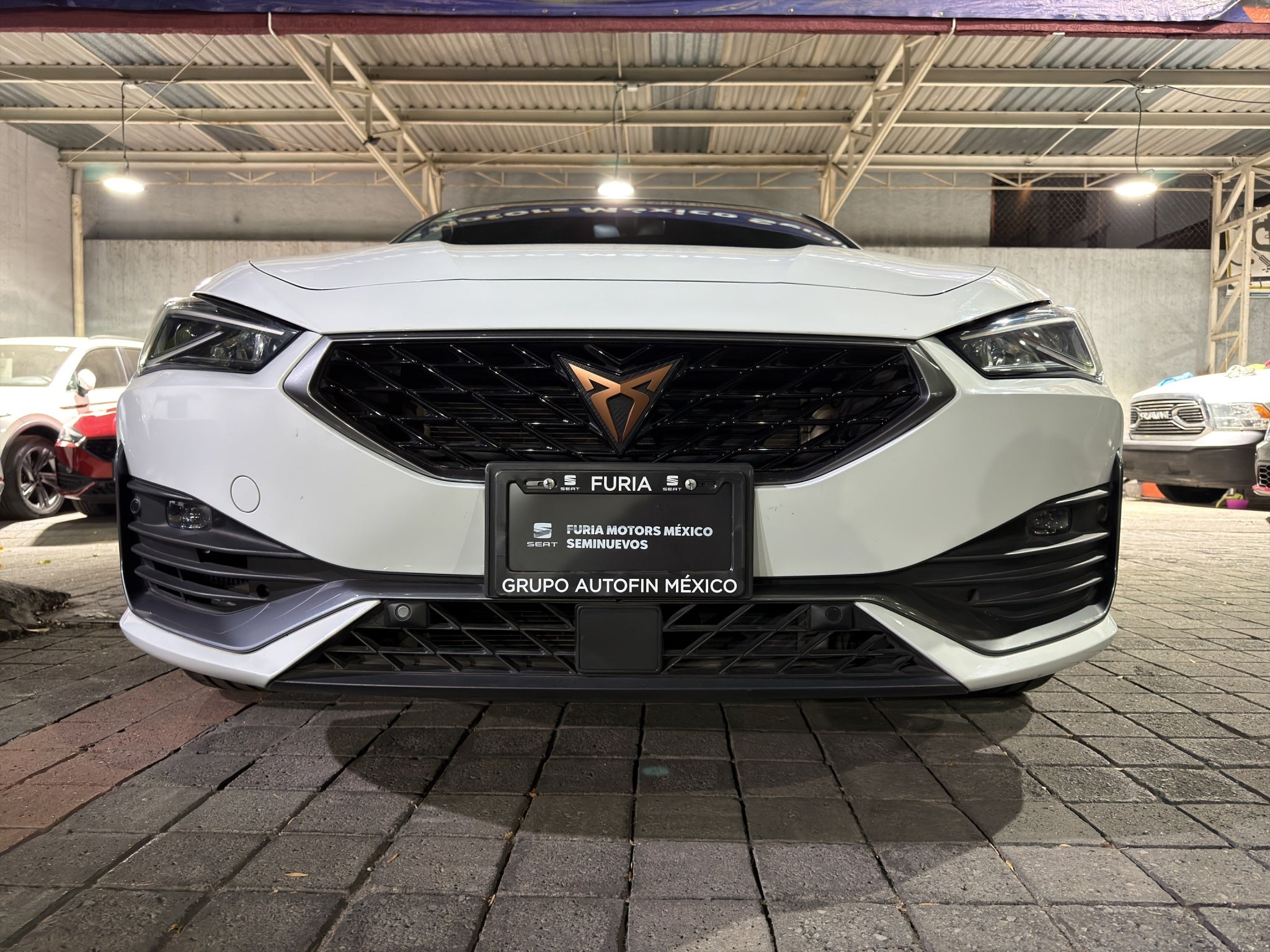 2023 Cupra Leon 2.0 300 At