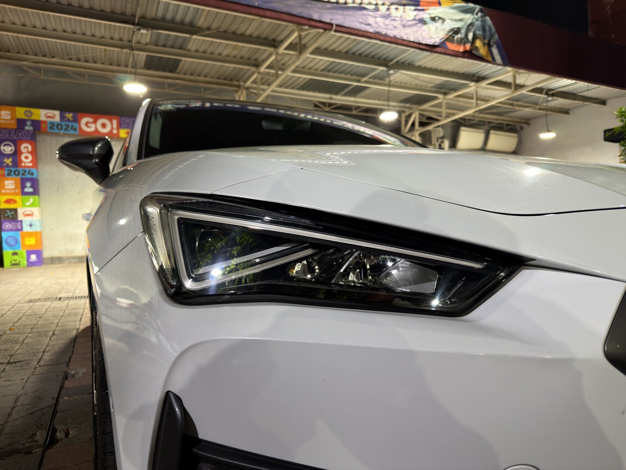 2023 Cupra Leon 2.0 300 At
