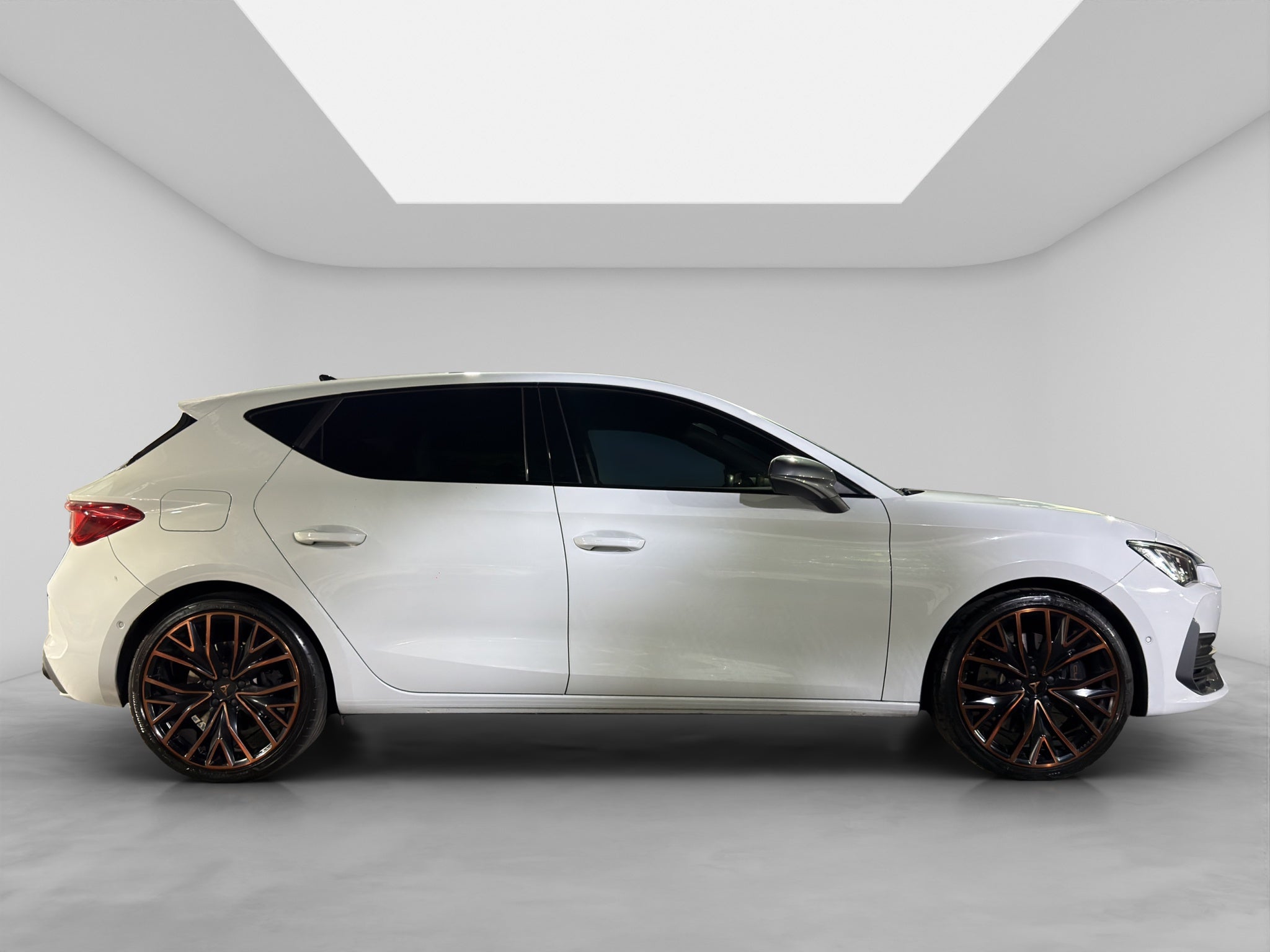 2023 Cupra Leon 2.0 300 At