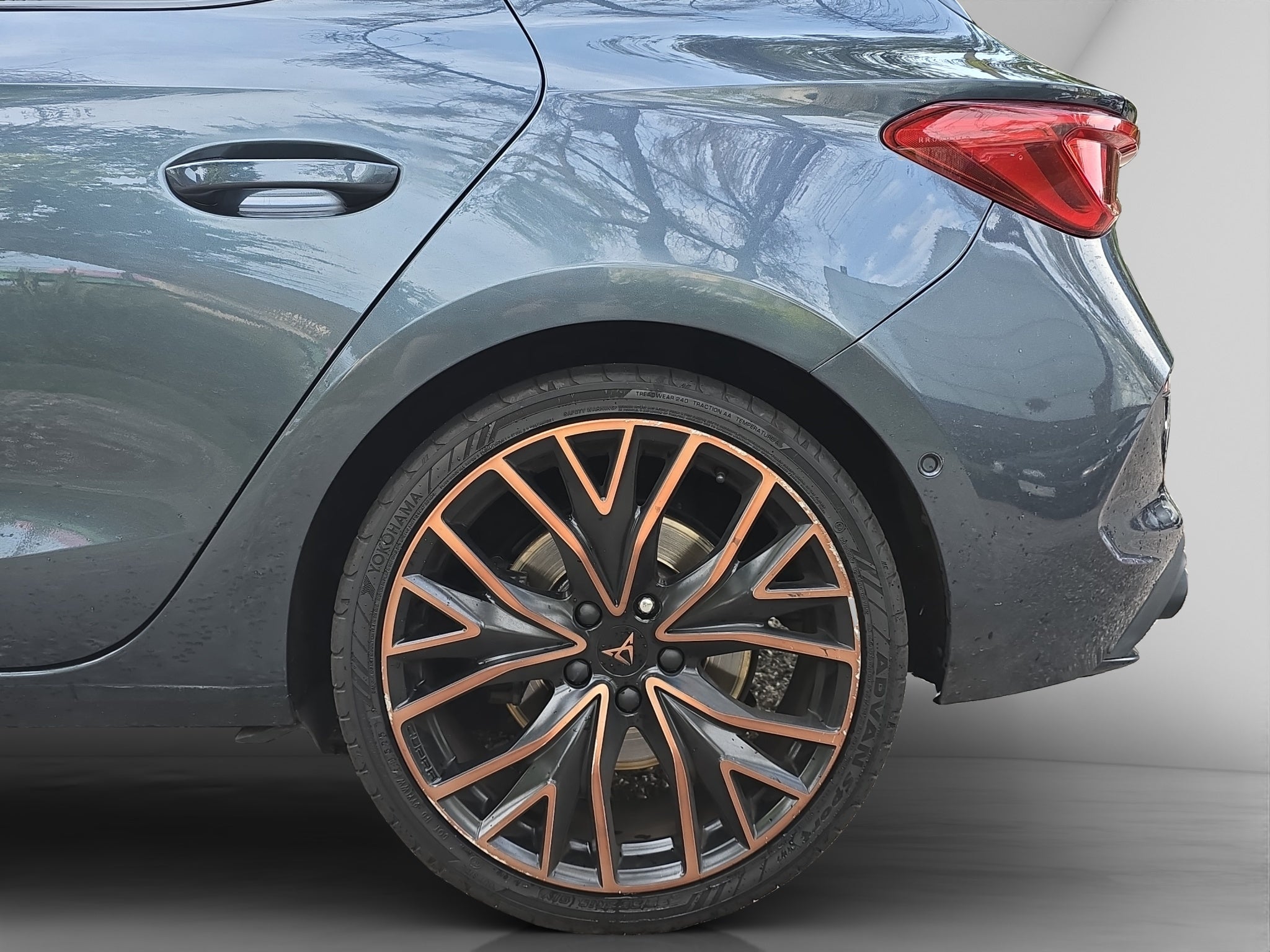 2024 Cupra Leon 2.0 300 At