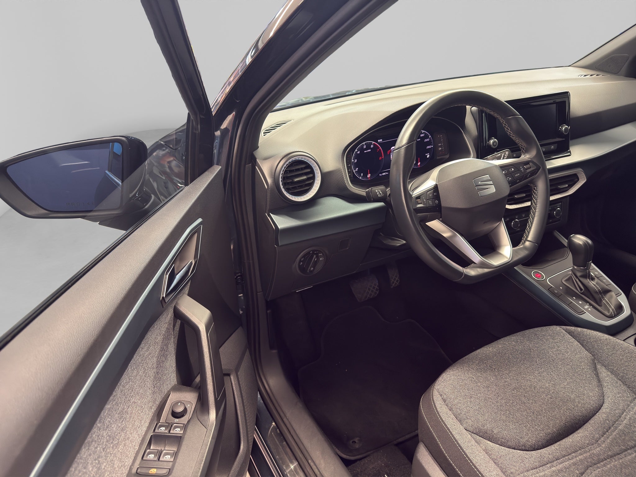 2023 Seat Arona 1.6 Xperience At