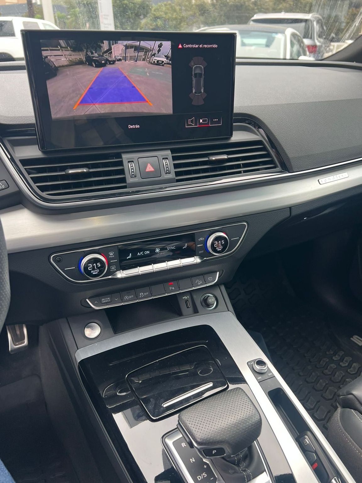 2024 Audi Q5 2.0 S line Quattro At