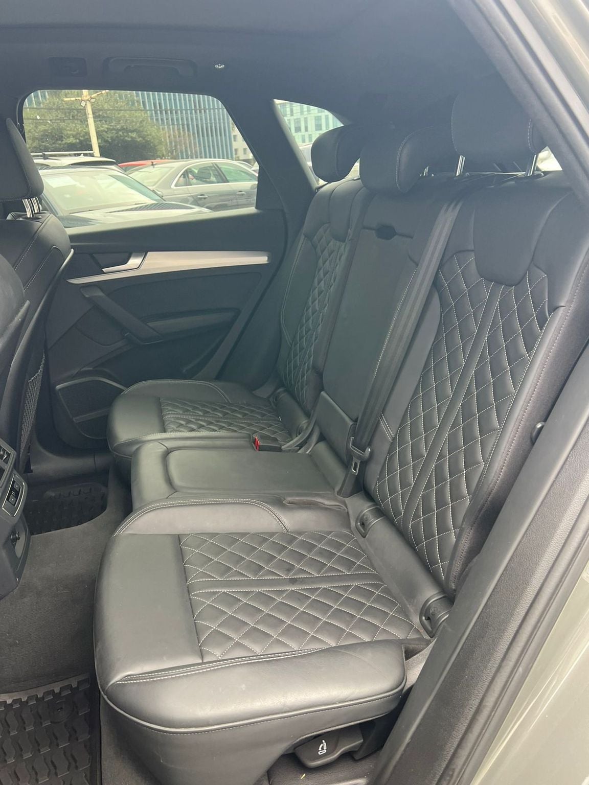 2024 Audi Q5 2.0 S line Quattro At