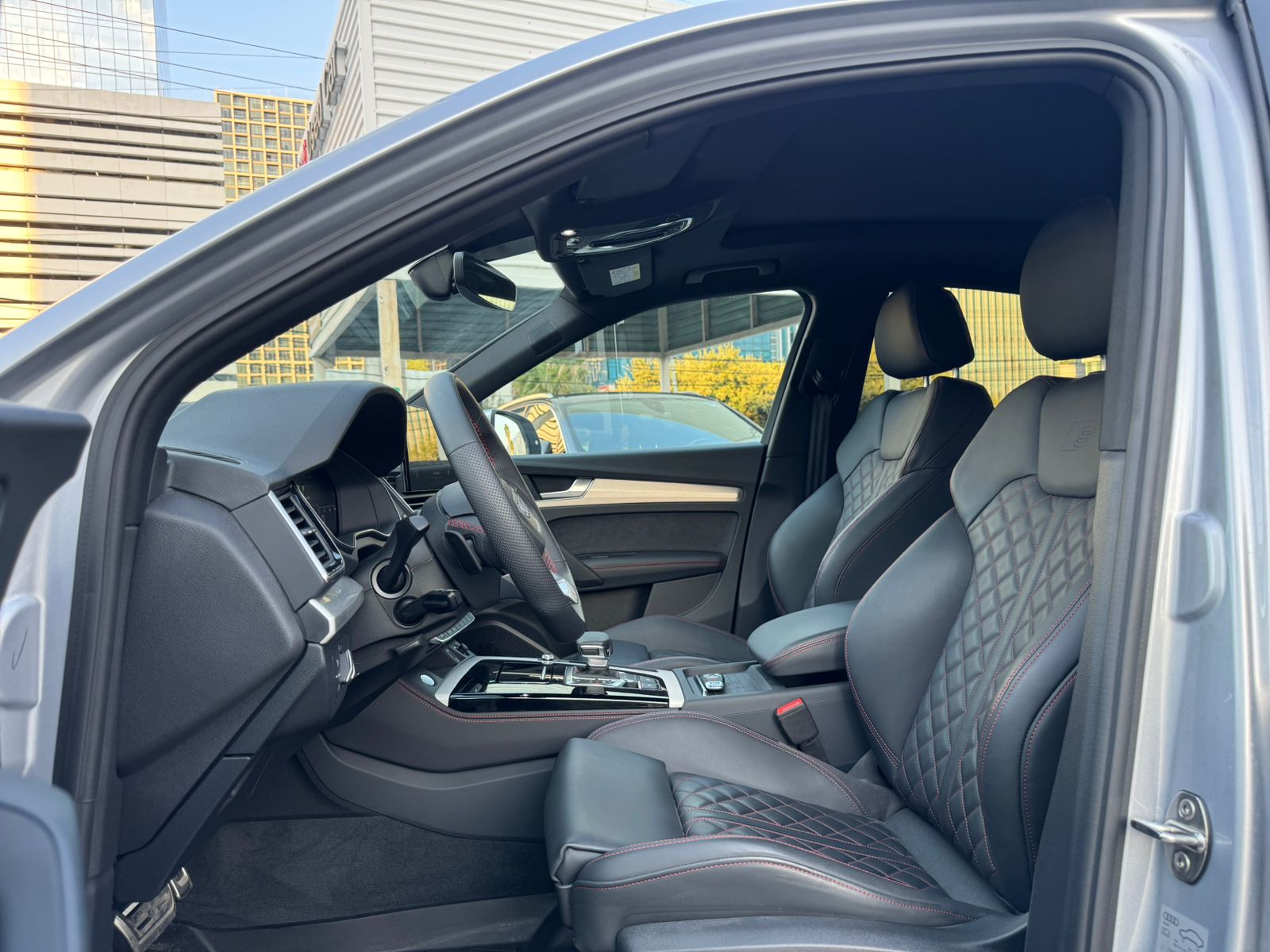 2025 Audi Q5 2.0 S line Quattro At