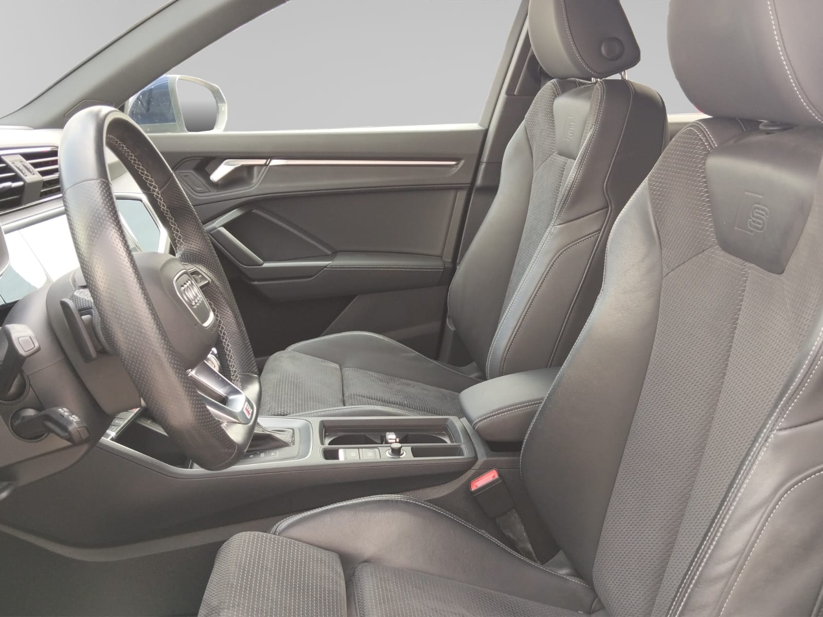 2023 Audi Q3 1.4 S Line 150hp S-Tronic At