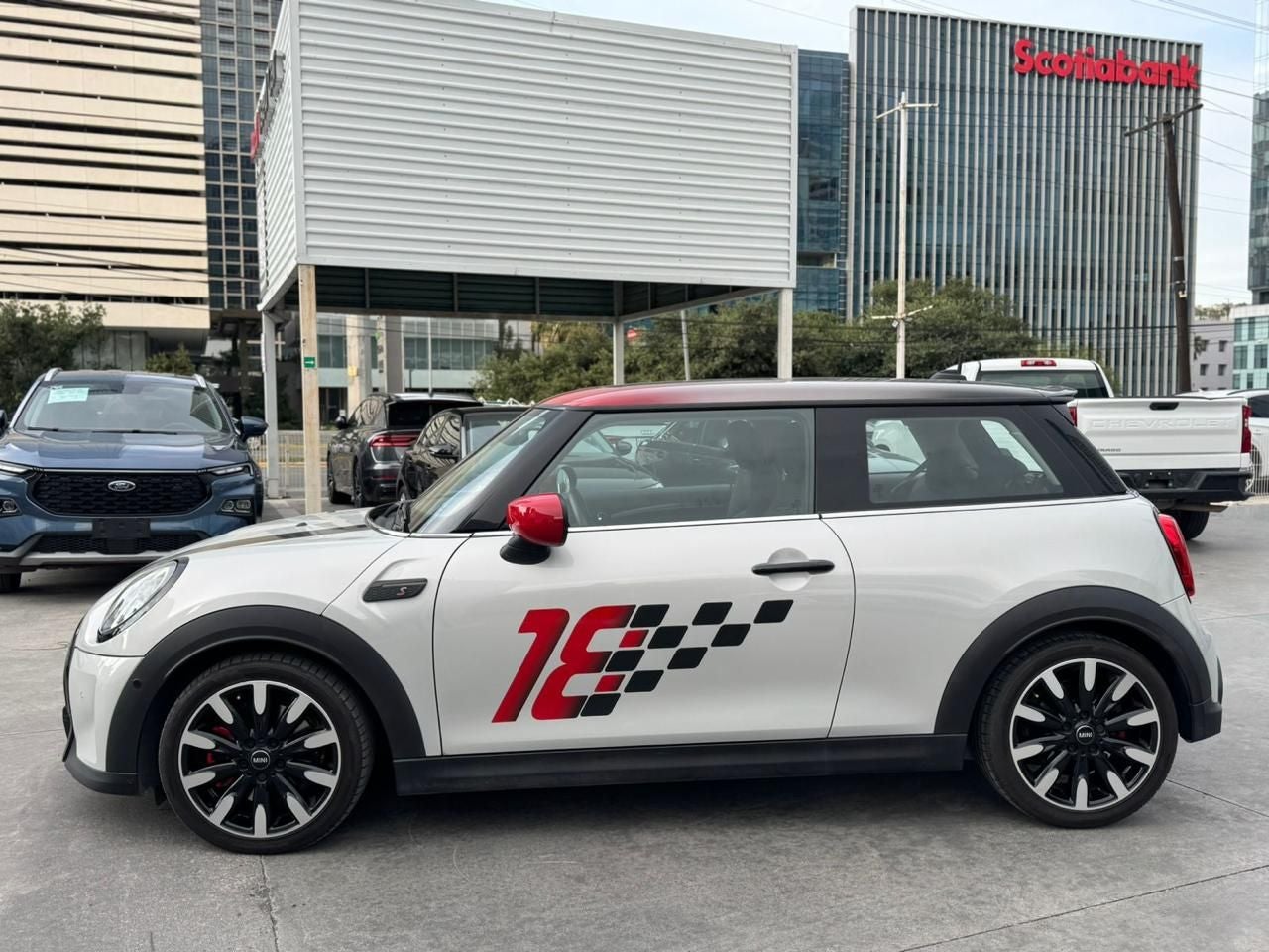 2023 MINI Cooper S Classic 3 Puertas At