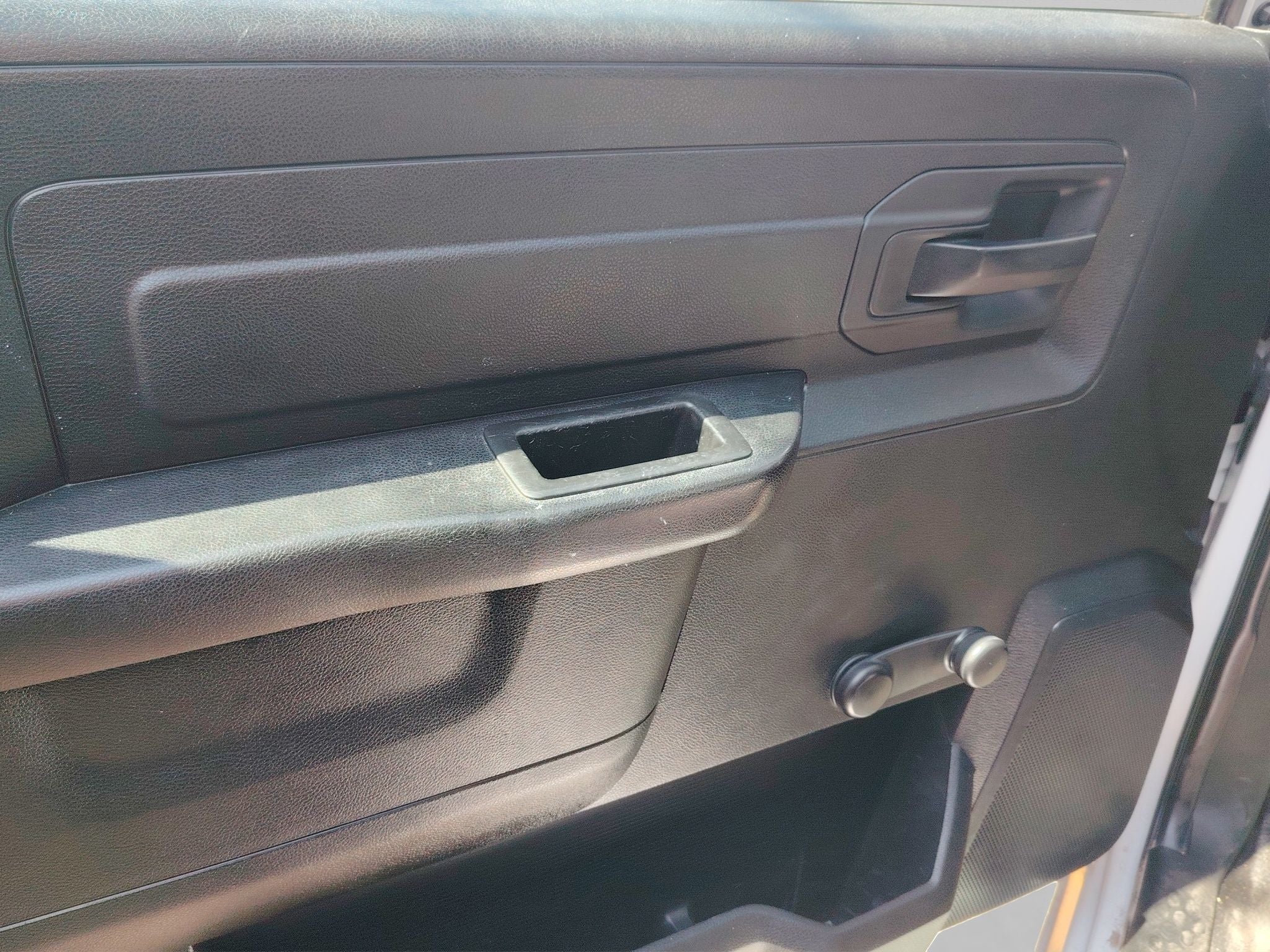 2020 RAM 1500 3.3 V6 XL Cab Regular 4x2 AT