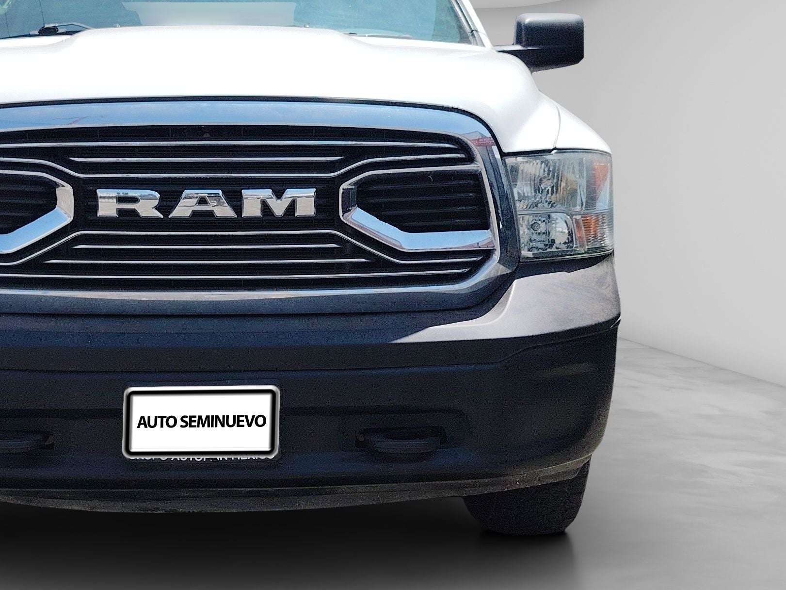 2020 RAM 1500 3.6 V6 Crew Cab SLT At
