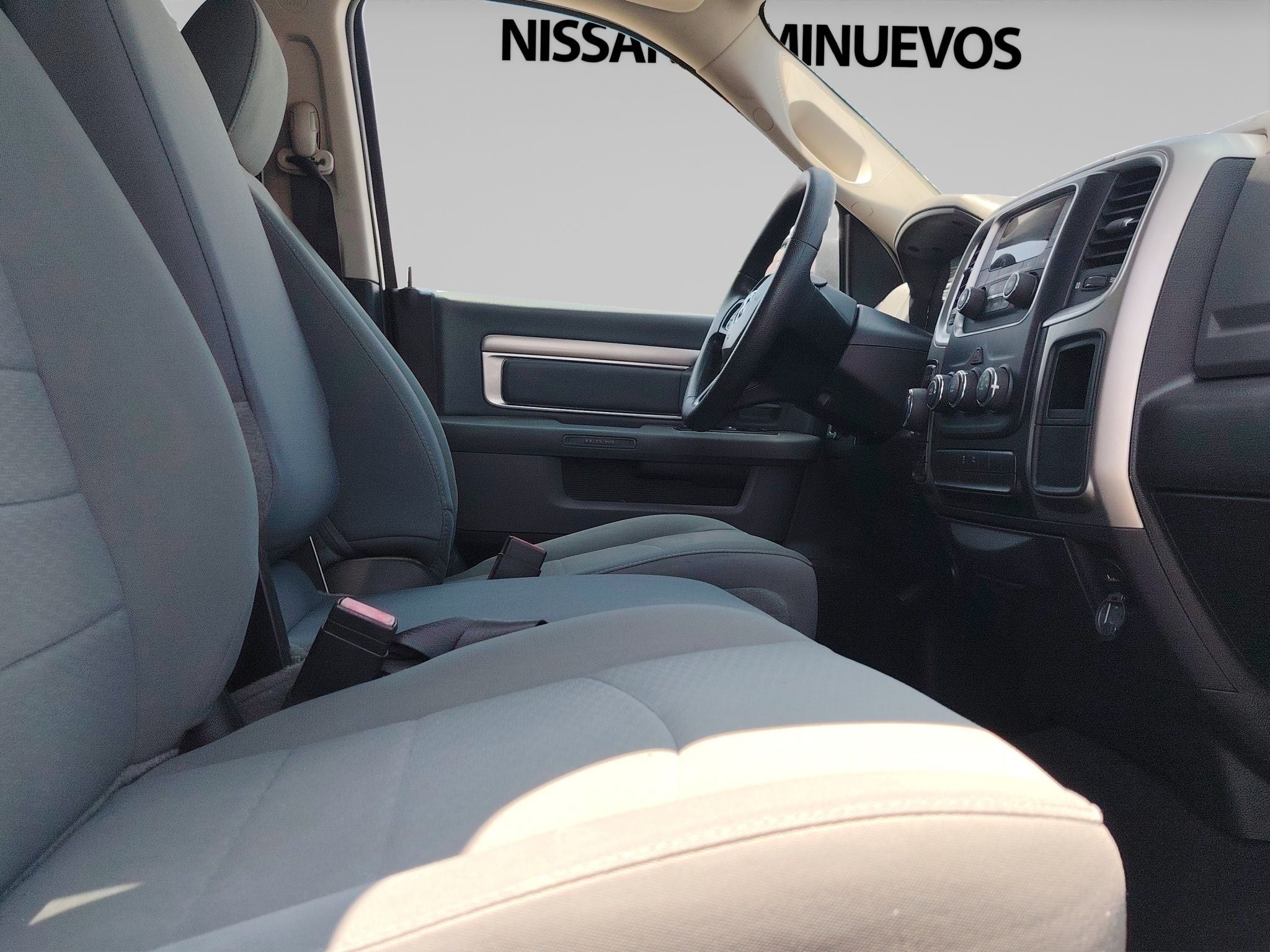 2020 RAM 1500 3.6 V6 Crew Cab SLT At