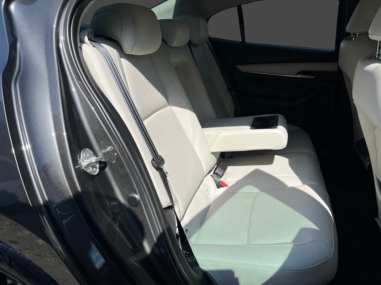 2025 Mazda Mazda 3 2.5 Signature Hb At