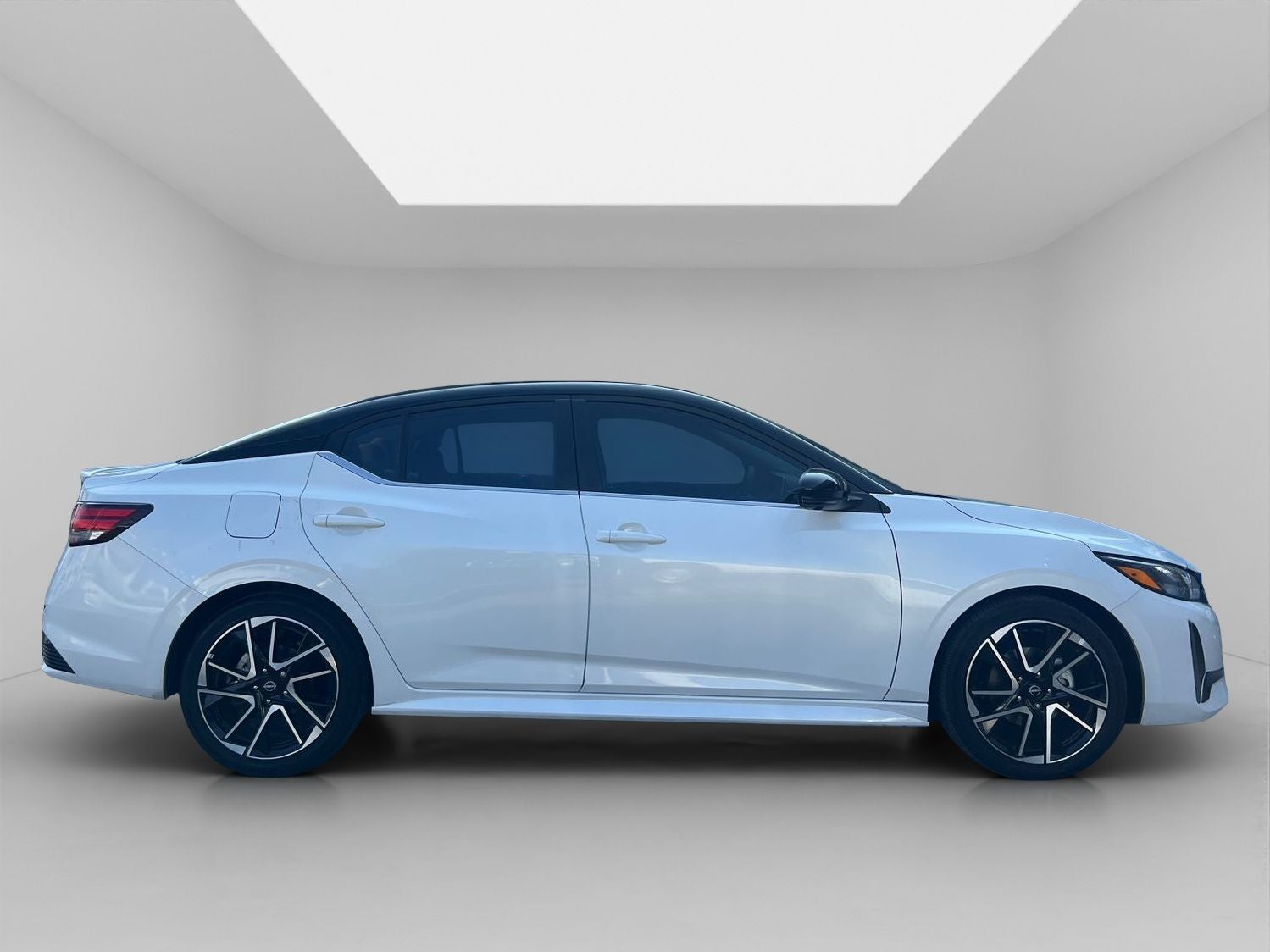 2025 Nissan Sentra 2.0 SR Platinum At