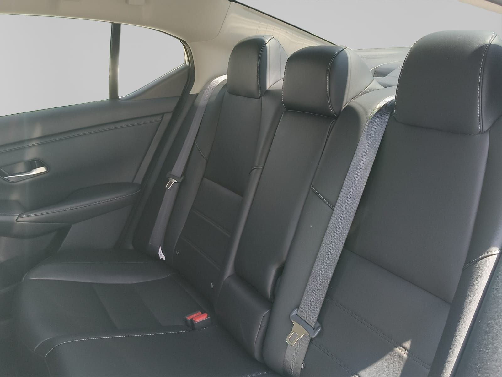 2025 Nissan Sentra 2.0 SR Platinum At