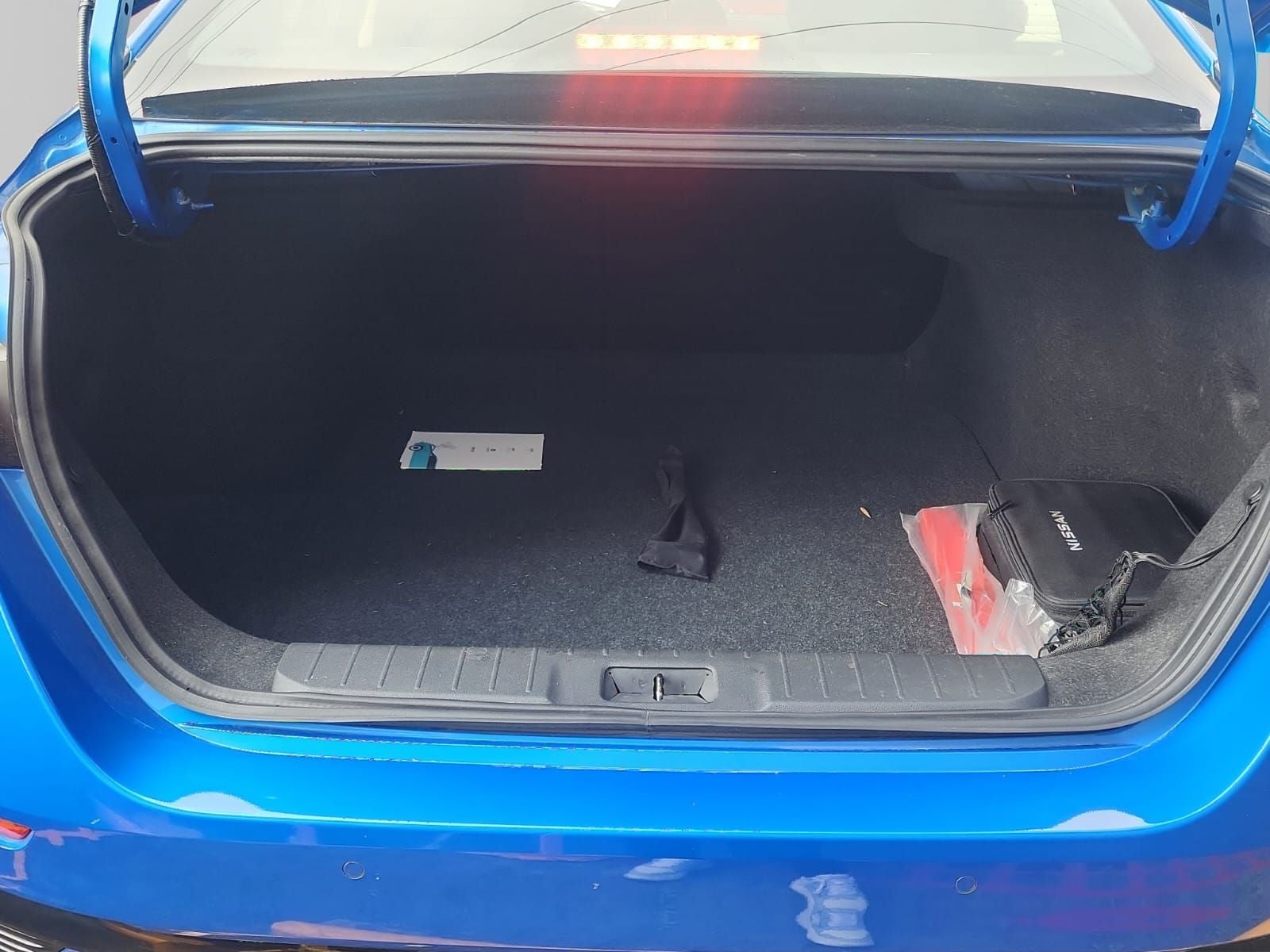 2025 Nissan Sentra 2.0 SR At