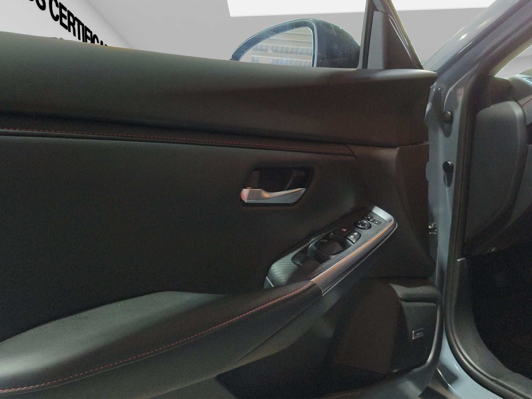 2025 Nissan Sentra 2.0 SR At