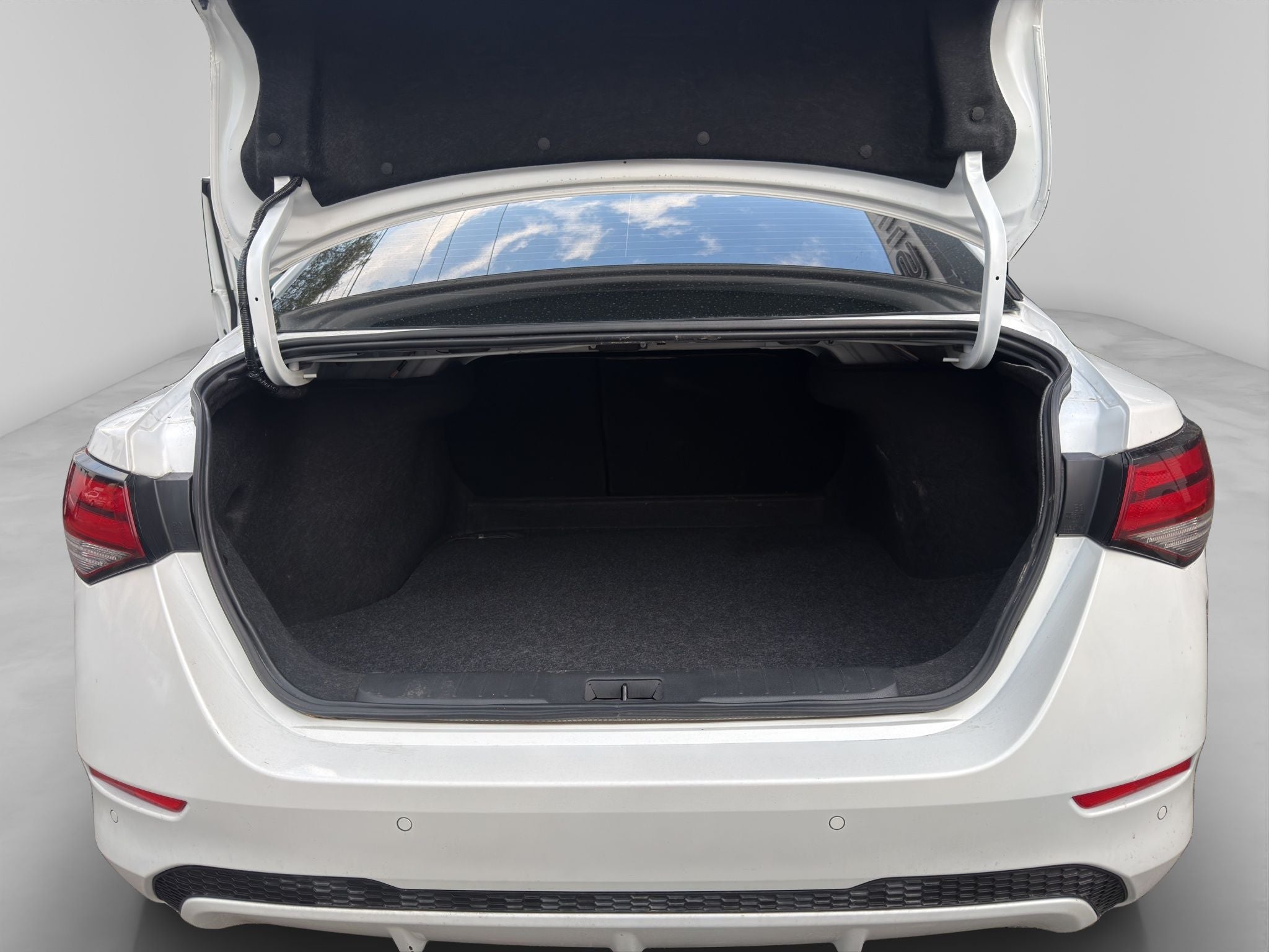 2025 Nissan Sentra 2.0 Sense Mt