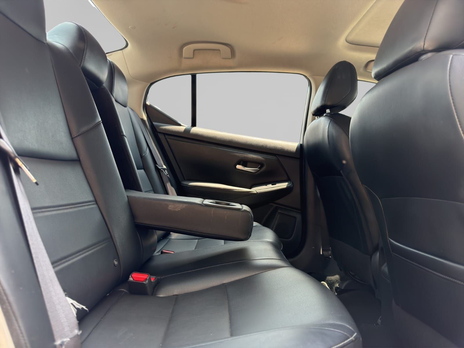 2025 Nissan Sentra 2.0 SR Platinum At