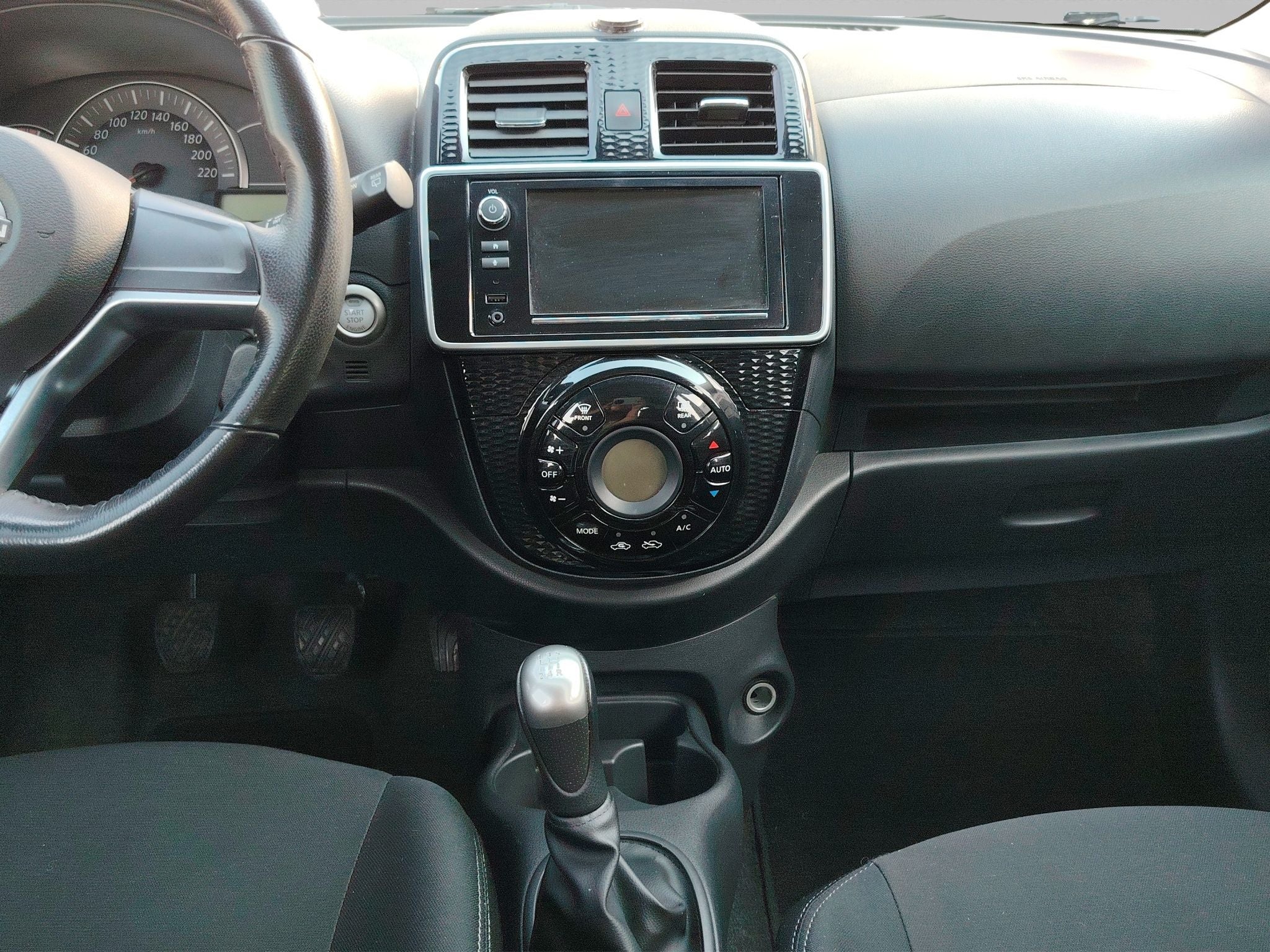 2024 Nissan March 1.6 Exclusive Mt