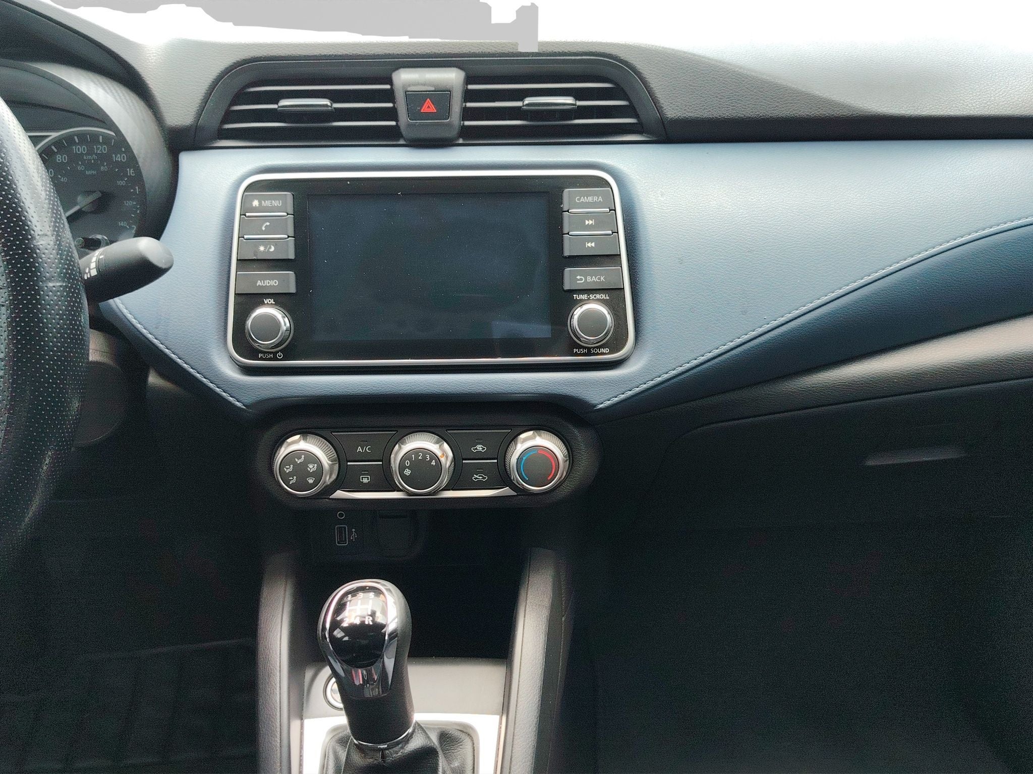 2024 Nissan Versa 1.6 Advance Mt