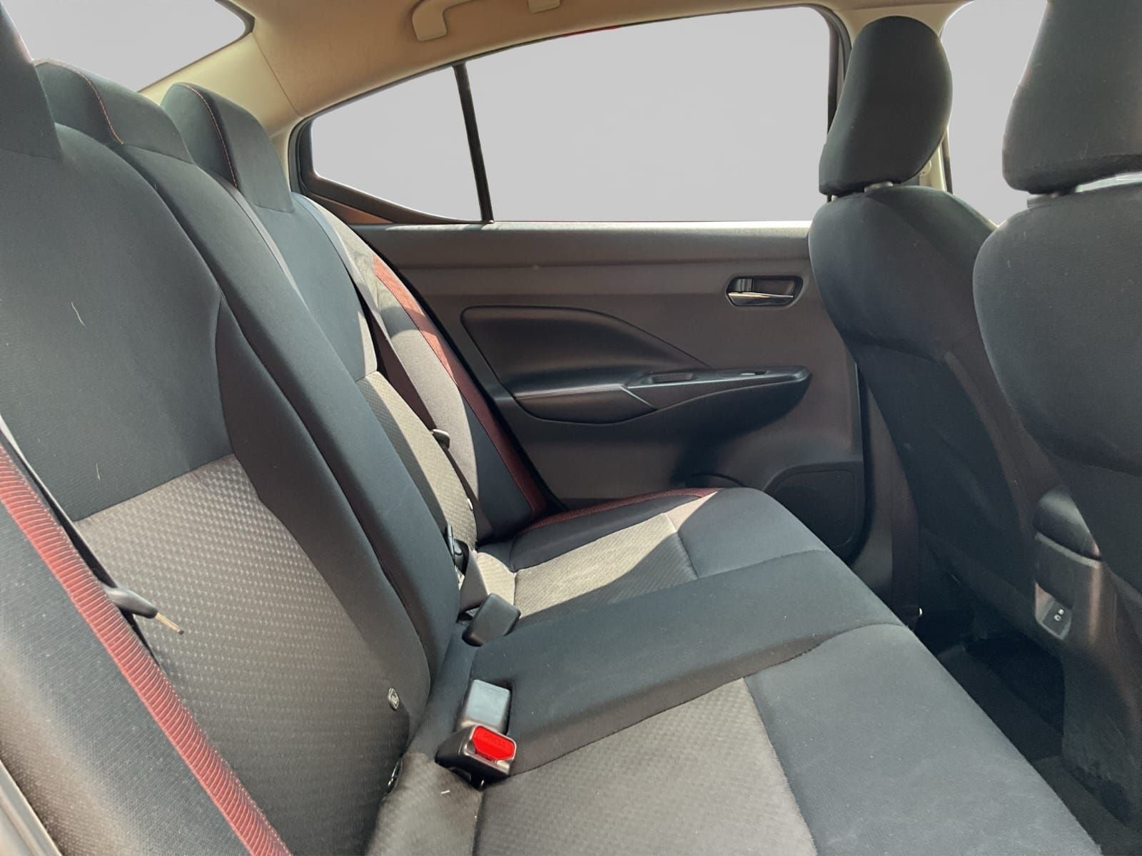 2024 Nissan Versa 1.6 SR At