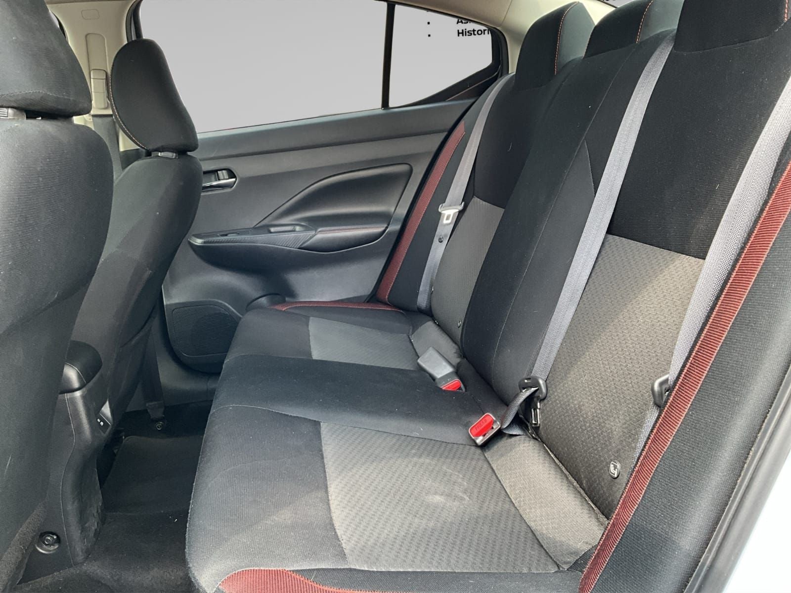 2024 Nissan Versa 1.6 SR At