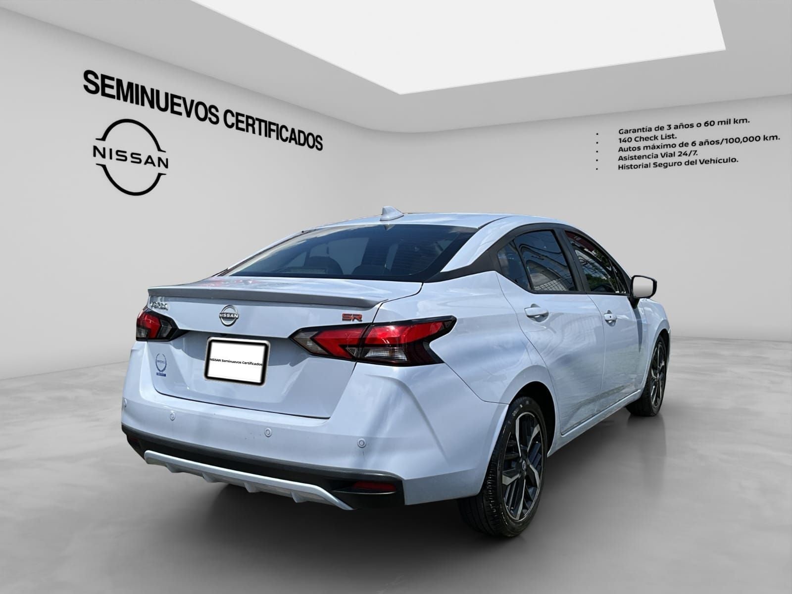 2024 Nissan Versa 1.6 SR At