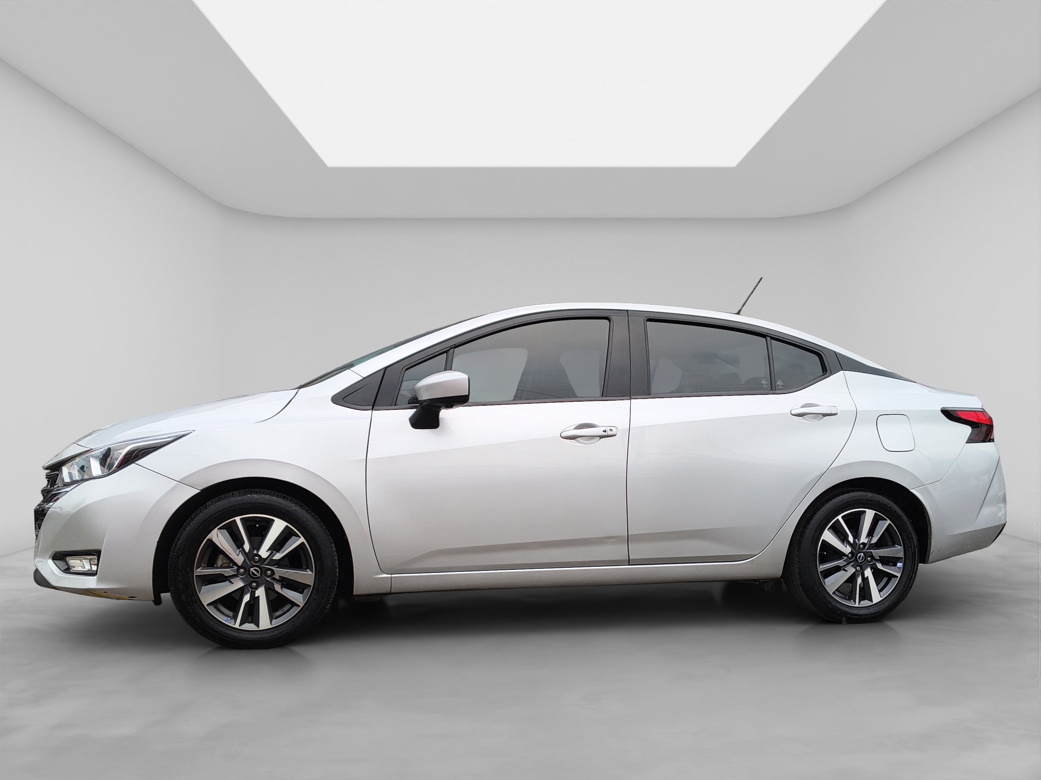 2024 Nissan Versa 1.6 Advance At