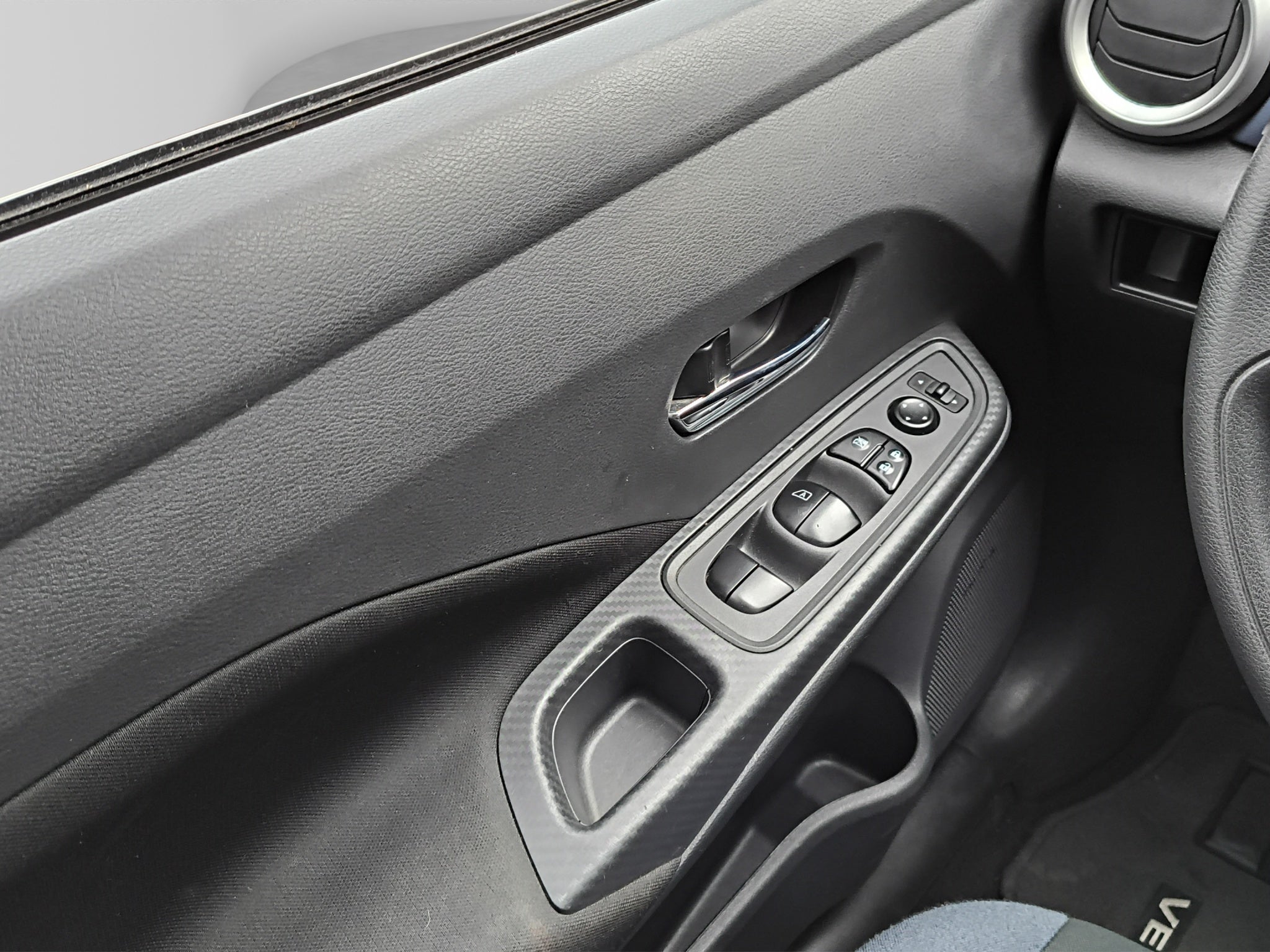 2024 Nissan Versa 1.6 Advance At