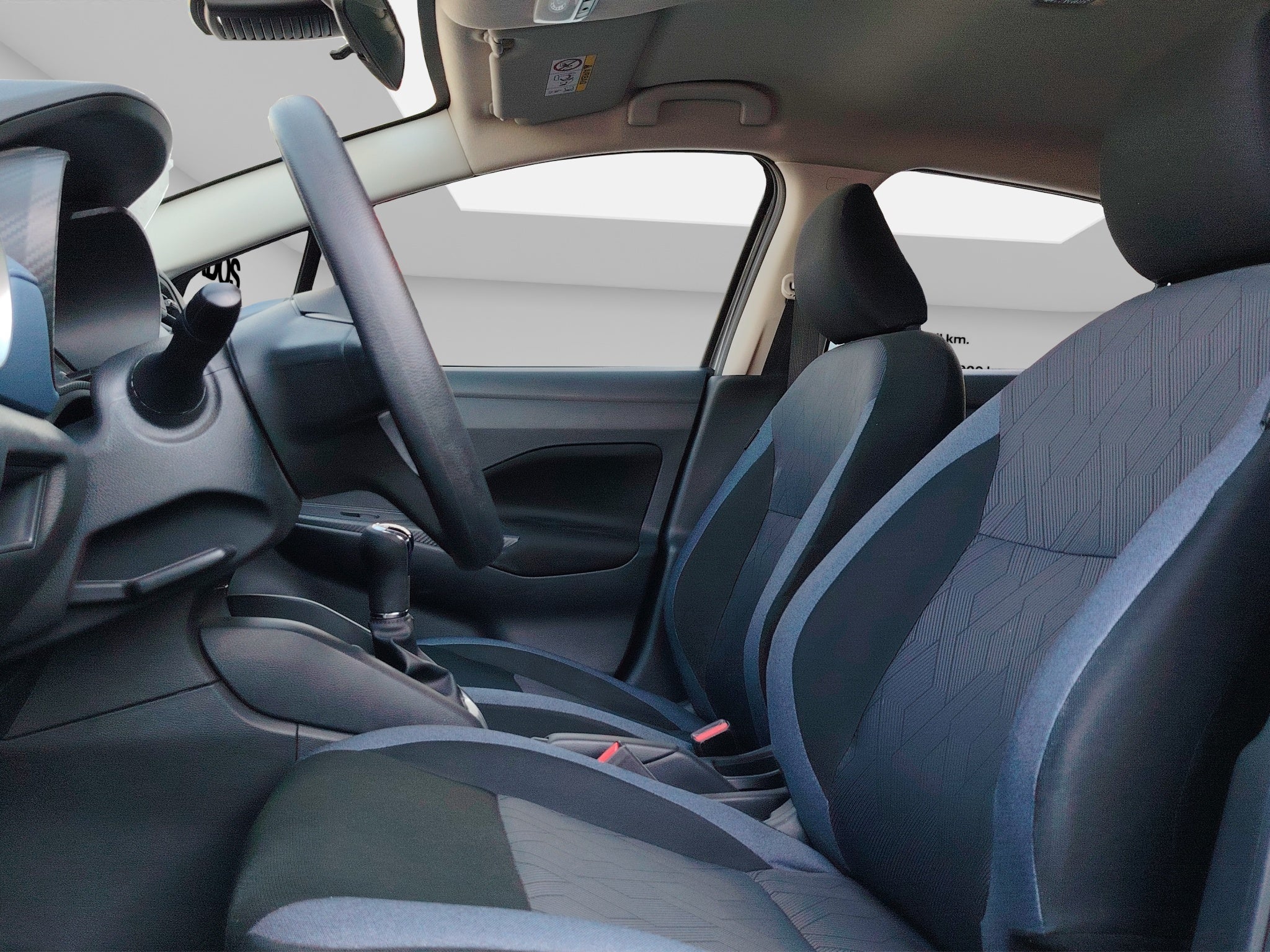 2025 Nissan Versa 1.6 Advance Mt