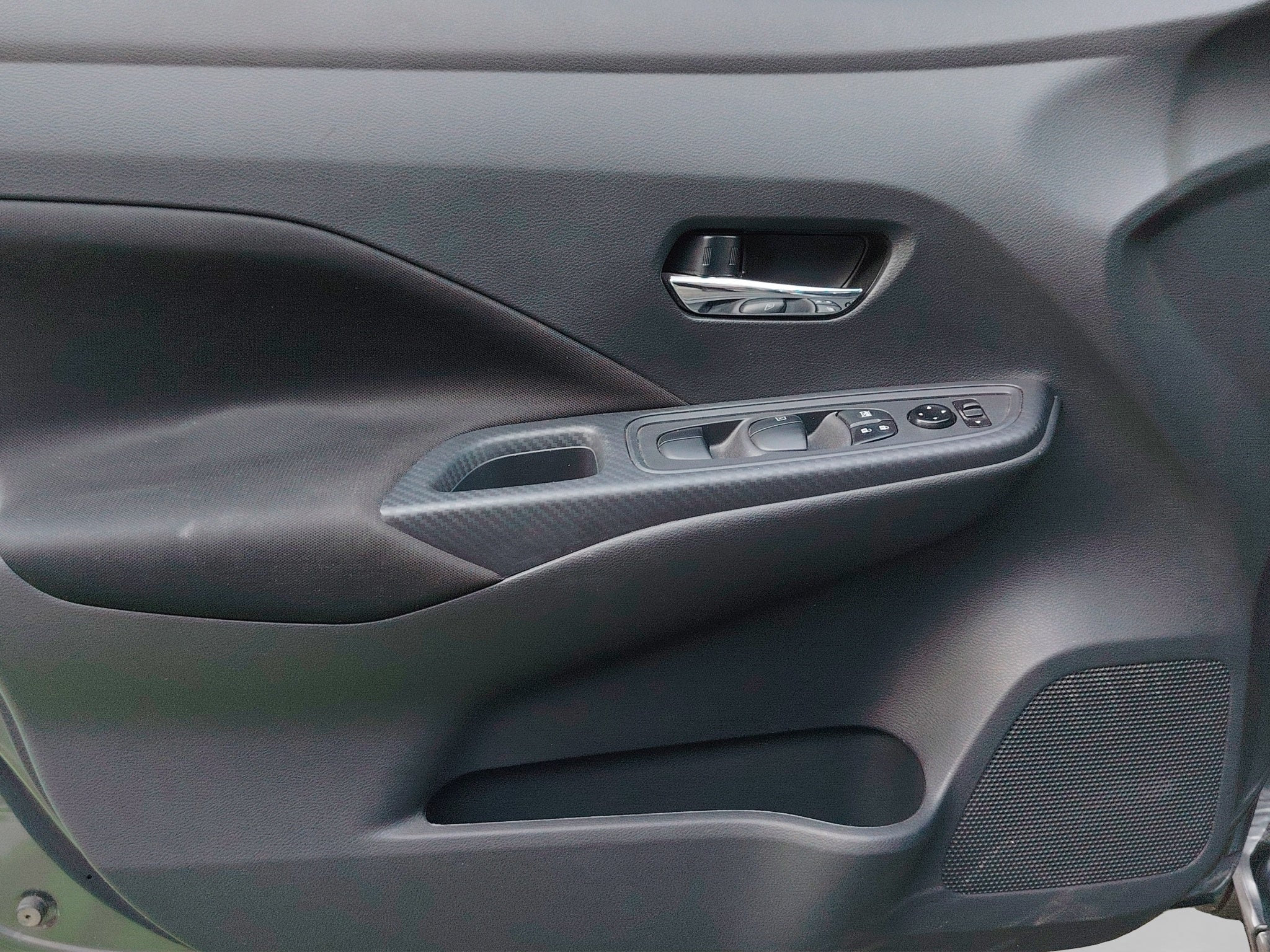 2025 Nissan Versa 1.6 Advance Mt