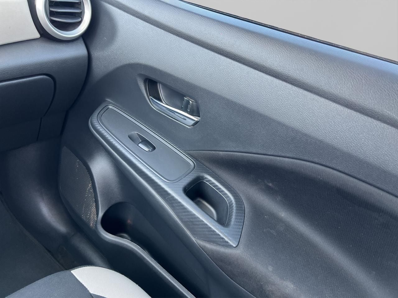 2022 Nissan Versa 1.6 Sense Mt