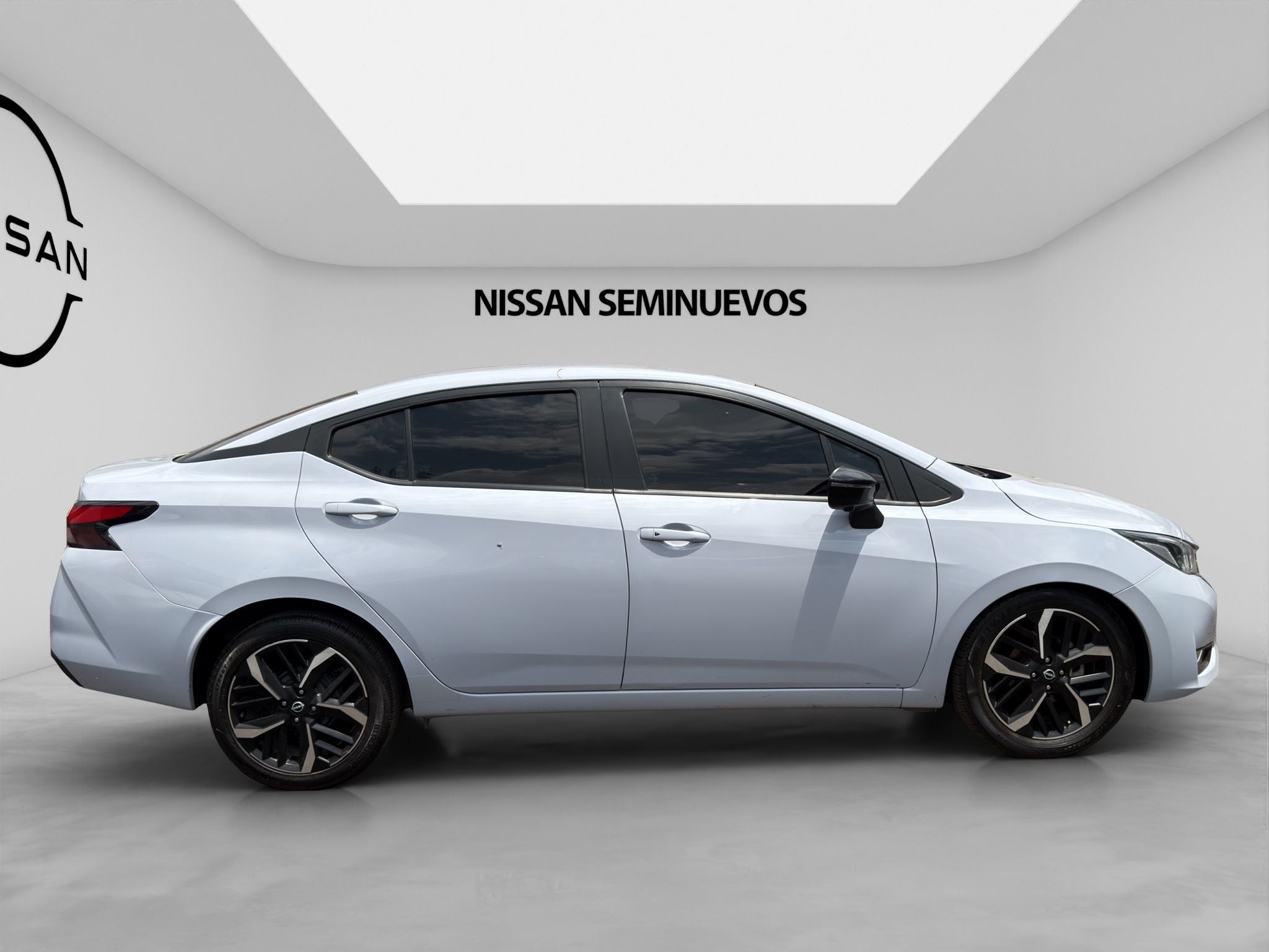 2024 Nissan Versa 1.6 SR At