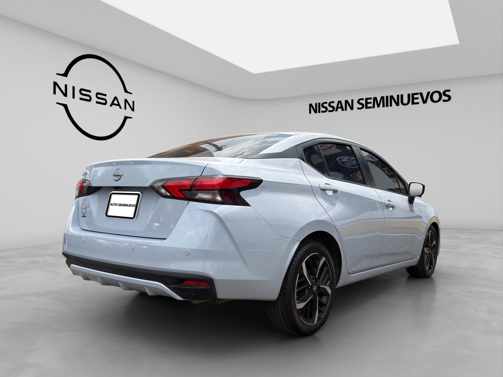 2024 Nissan Versa 1.6 SR At