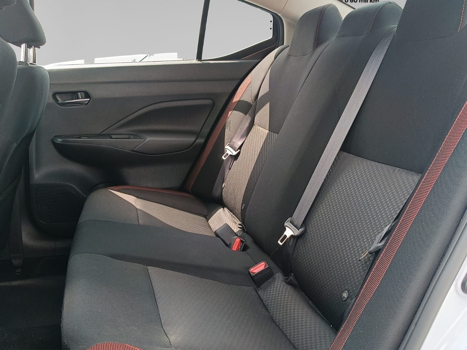 2025 Nissan Versa 1.6 SR At