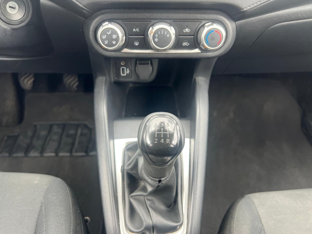 2024 Nissan Versa 1.6 Sense Mt