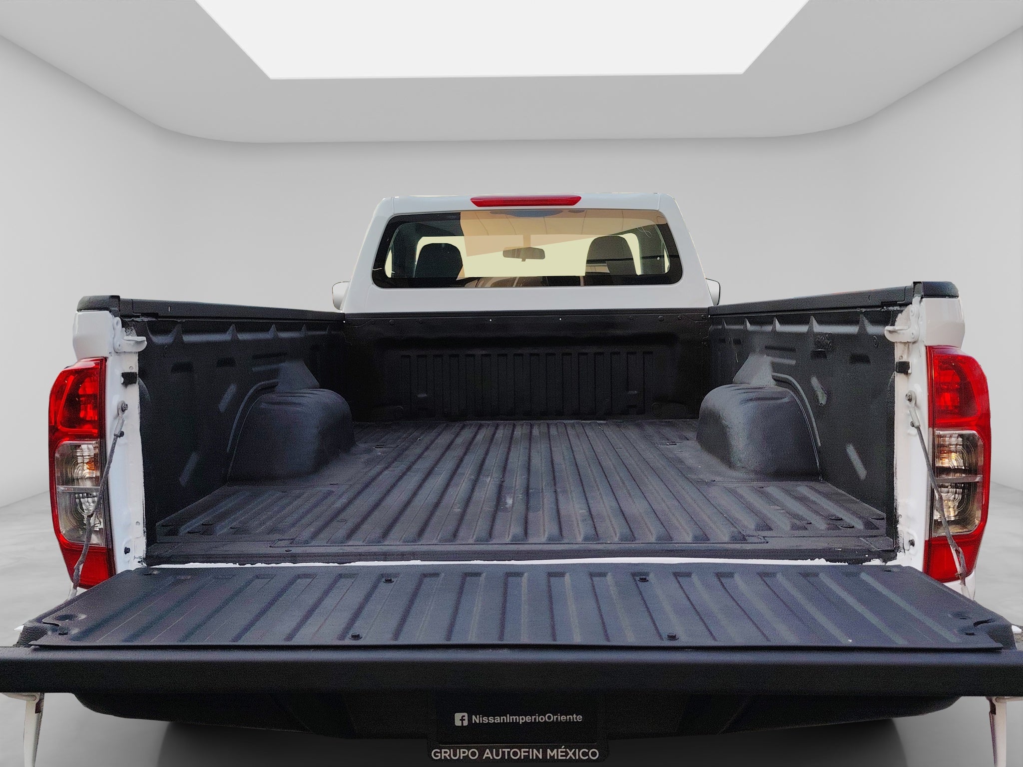 2020 Nissan NP300 2.5 Pick-up Dh Aa Pack Seg Mt