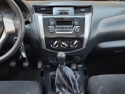 2019 Nissan NP300 2.5 Doble Cabina S Ac Pack Seg Mt