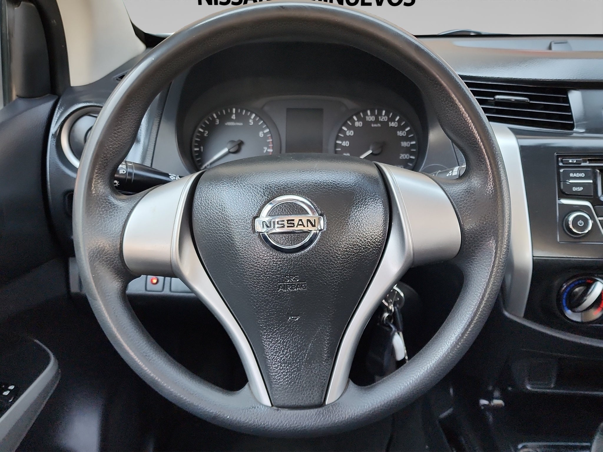 2019 Nissan NP300 2.5 Doble Cabina S Ac Pack Seg Mt