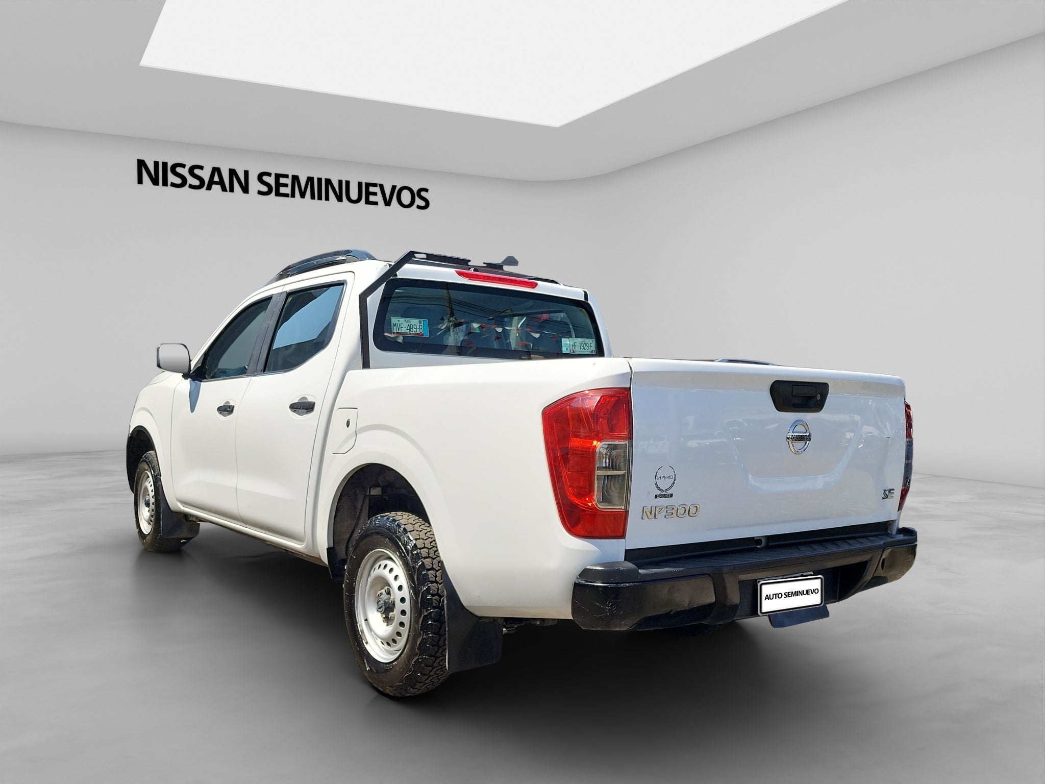 2019 Nissan NP300 2.5 Doble Cabina S Ac Pack Seg Mt