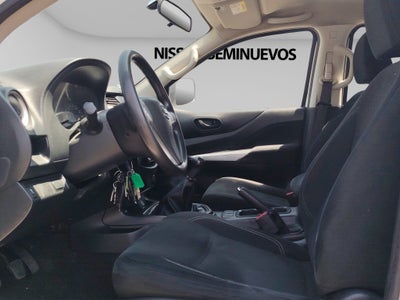 2020 Nissan NP300 Doble Cabina 2.5 SE Paq Seguridad Mt