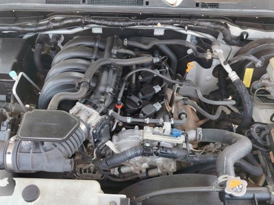 2020 Nissan NP300 Doble Cabina 2.5 SE Paq Seguridad Mt