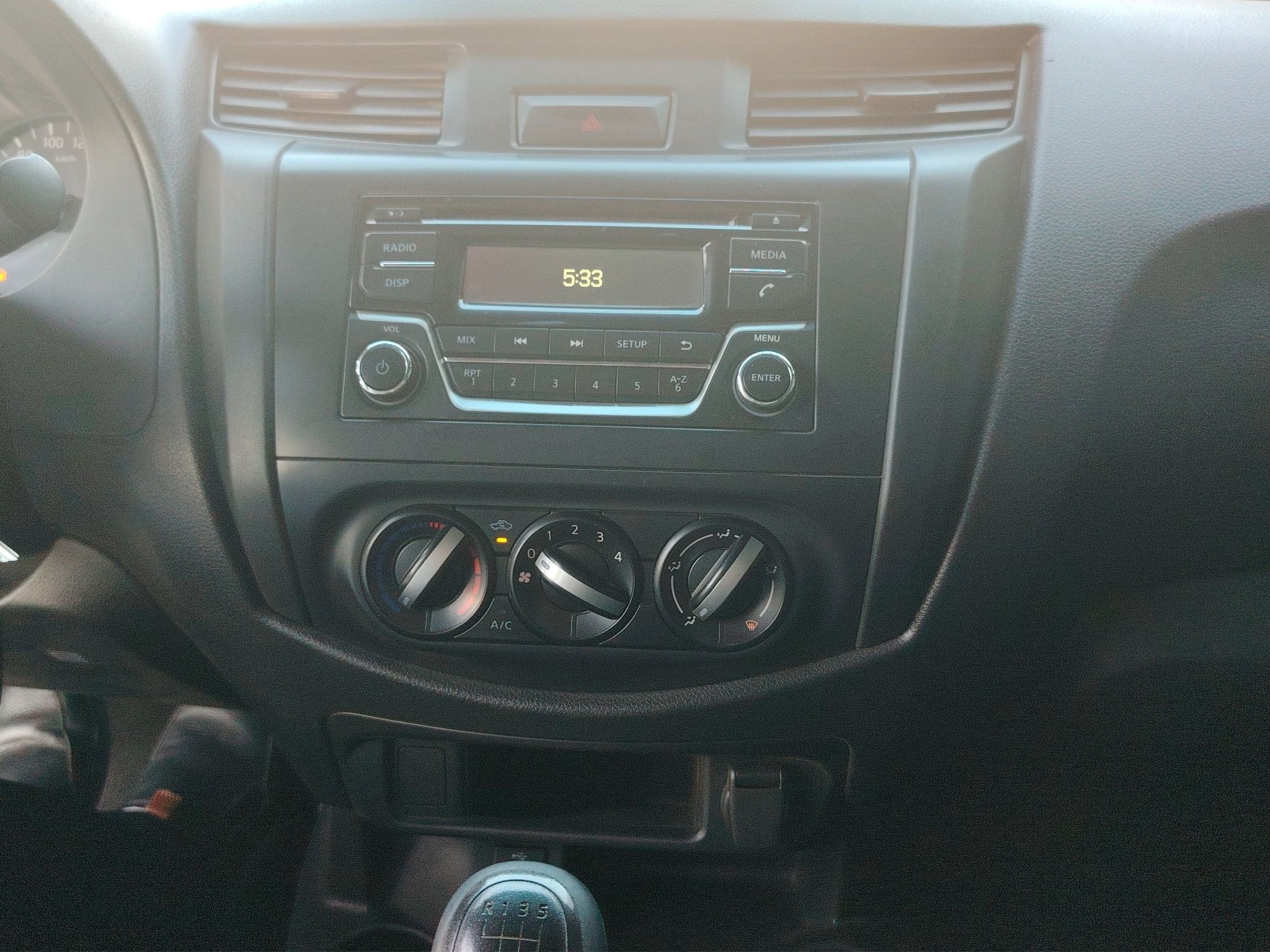 2023 Nissan NP300 2.5 Chasis AC Mt