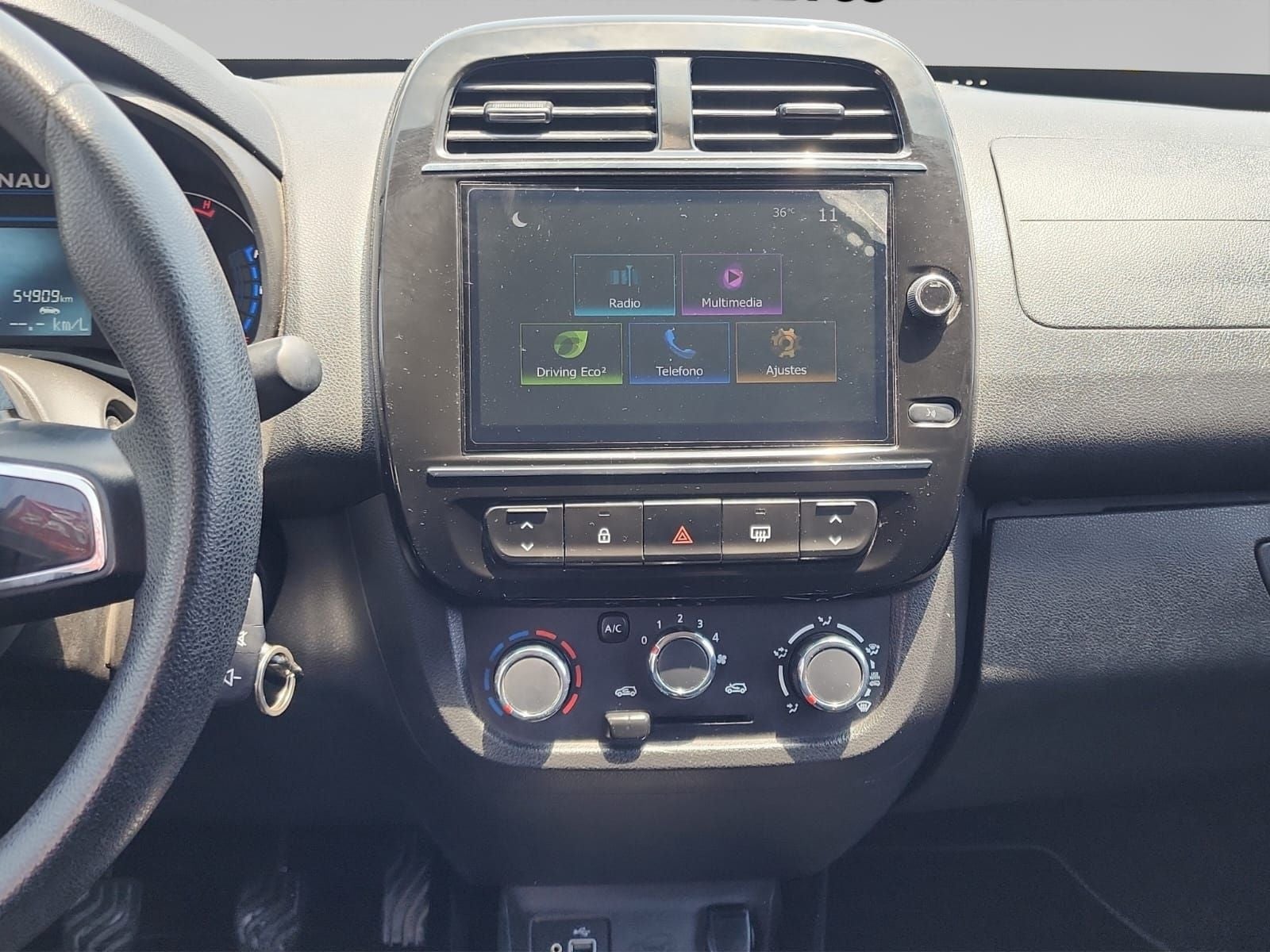 2024 Renault Kwid 1.0 Iconic Mt