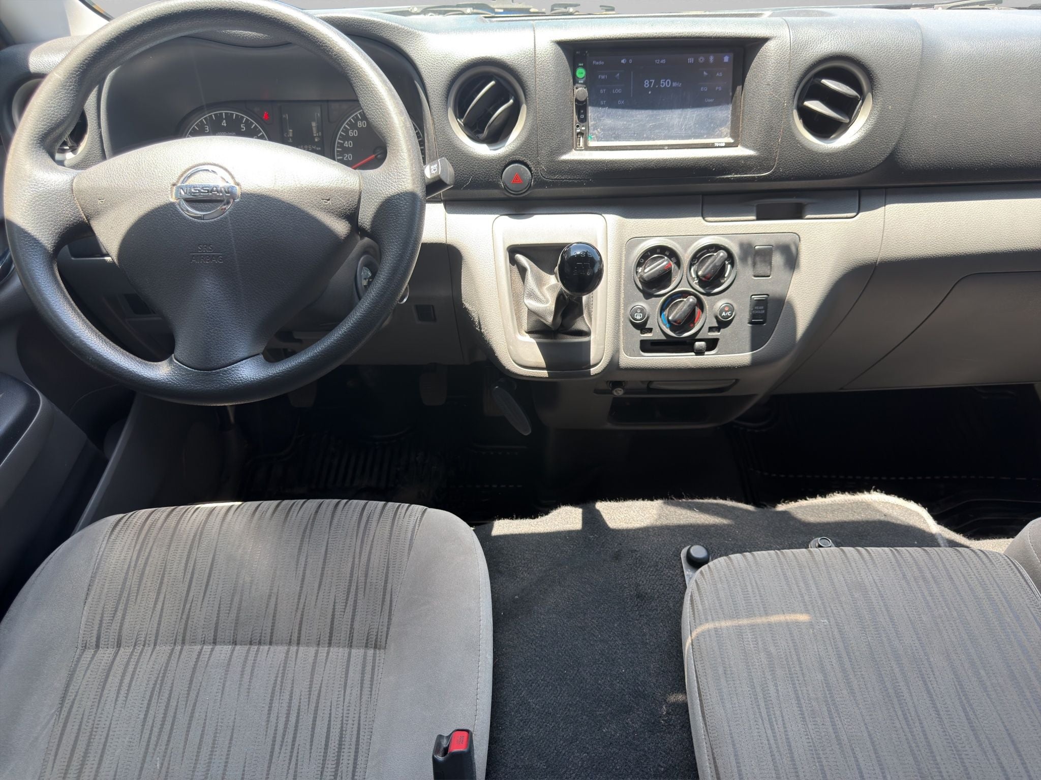 2022 Nissan Urvan 2.5 15 Pas Amplia Aa Mt