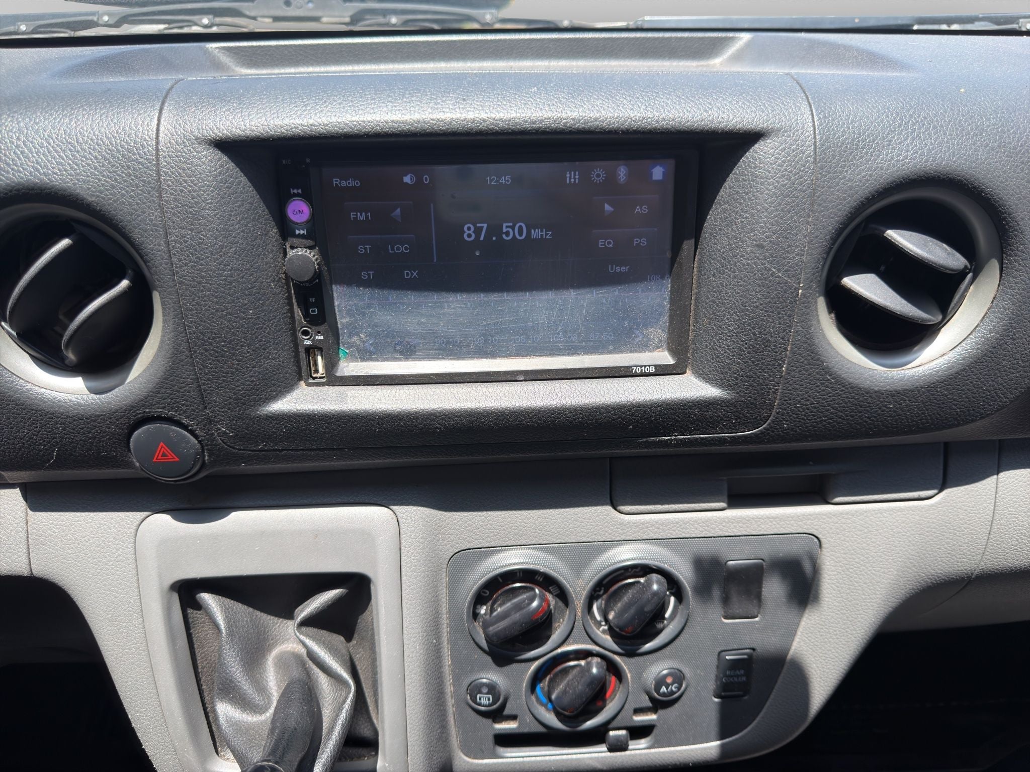2022 Nissan Urvan 2.5 15 Pas Amplia Aa Mt