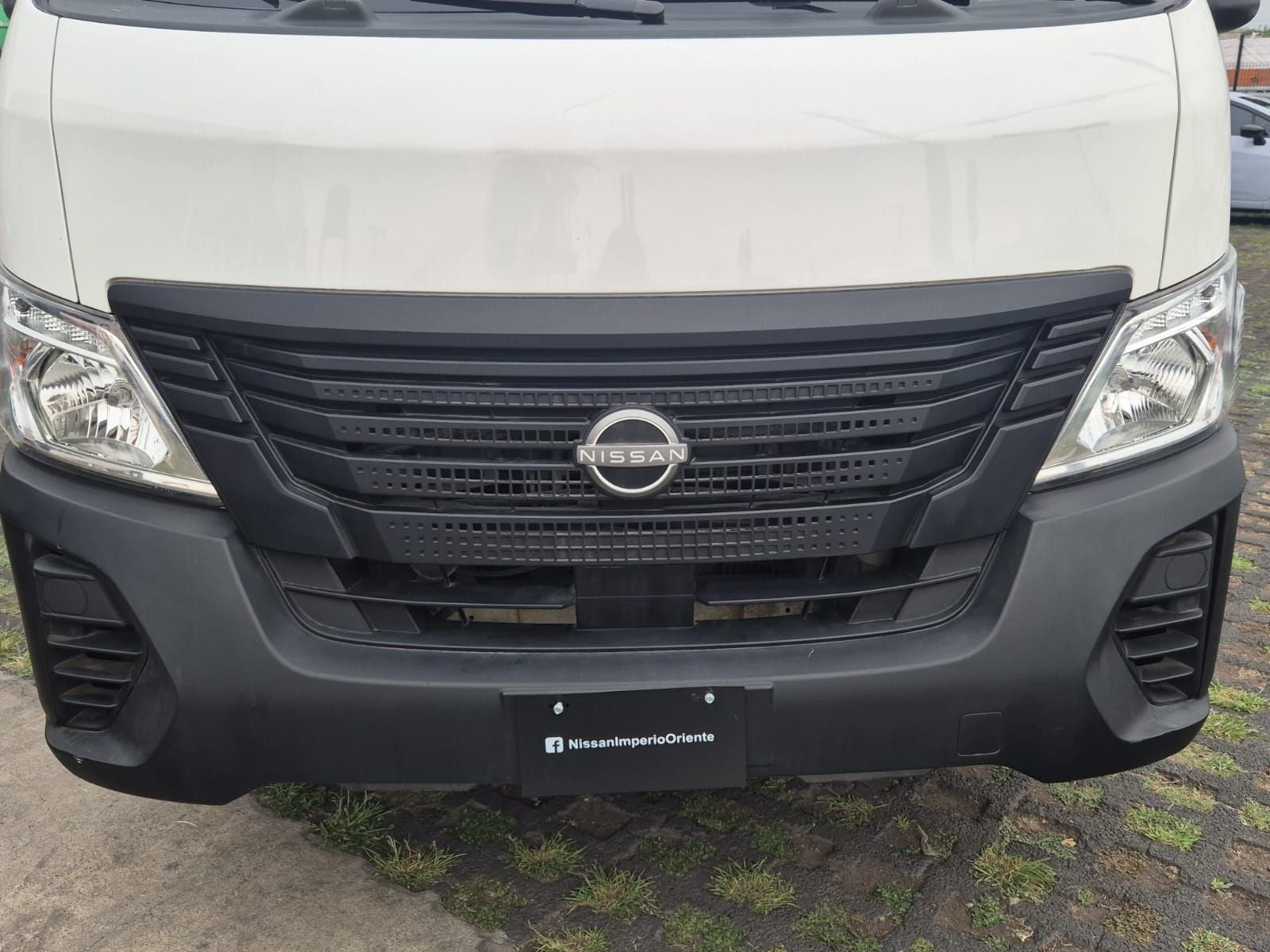 2023 Nissan Urvan 2.5 Panel Amplia AA Mt
