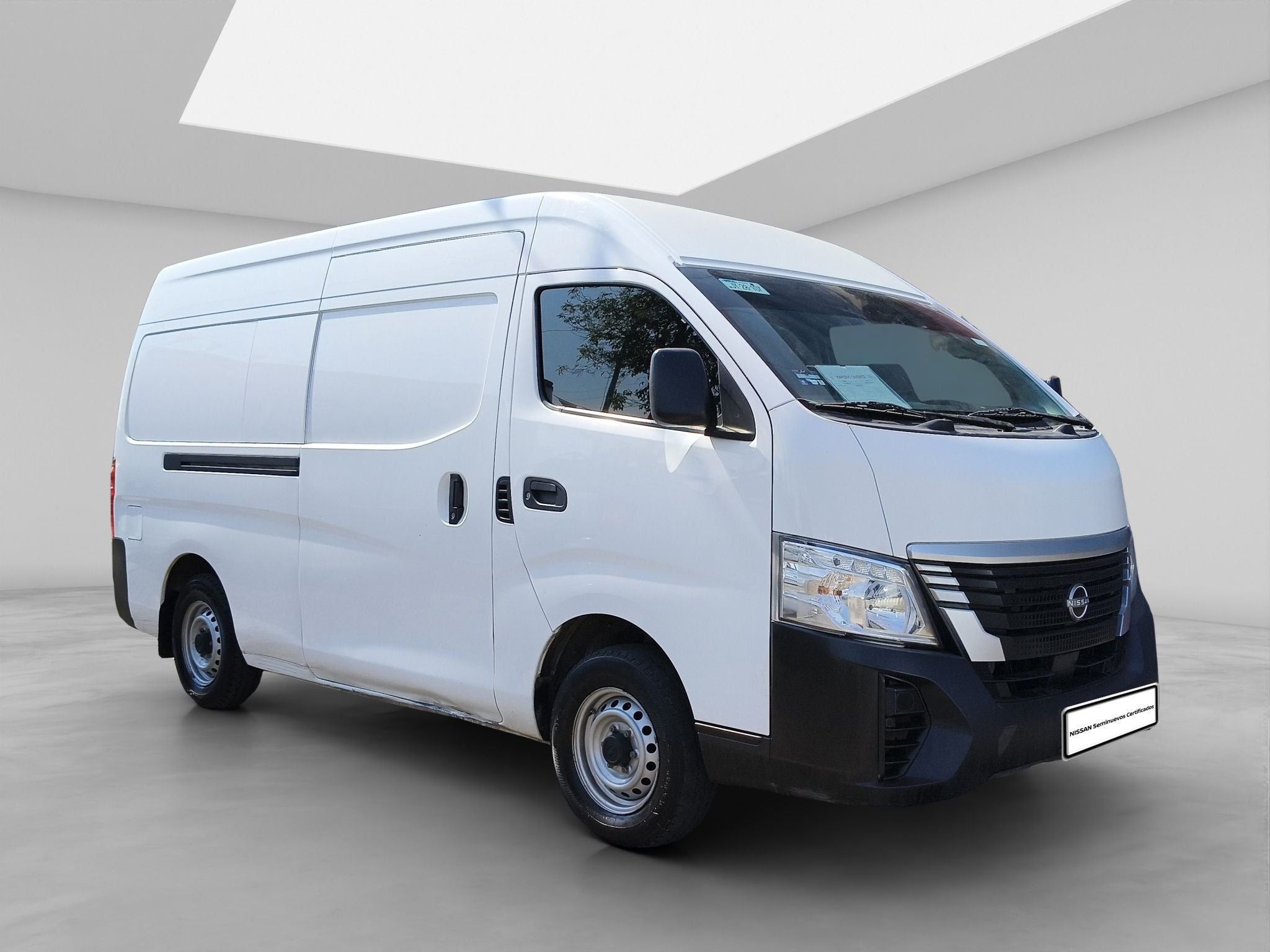 2024 Nissan Urvan 2.5 Panel Amplia AA Mt