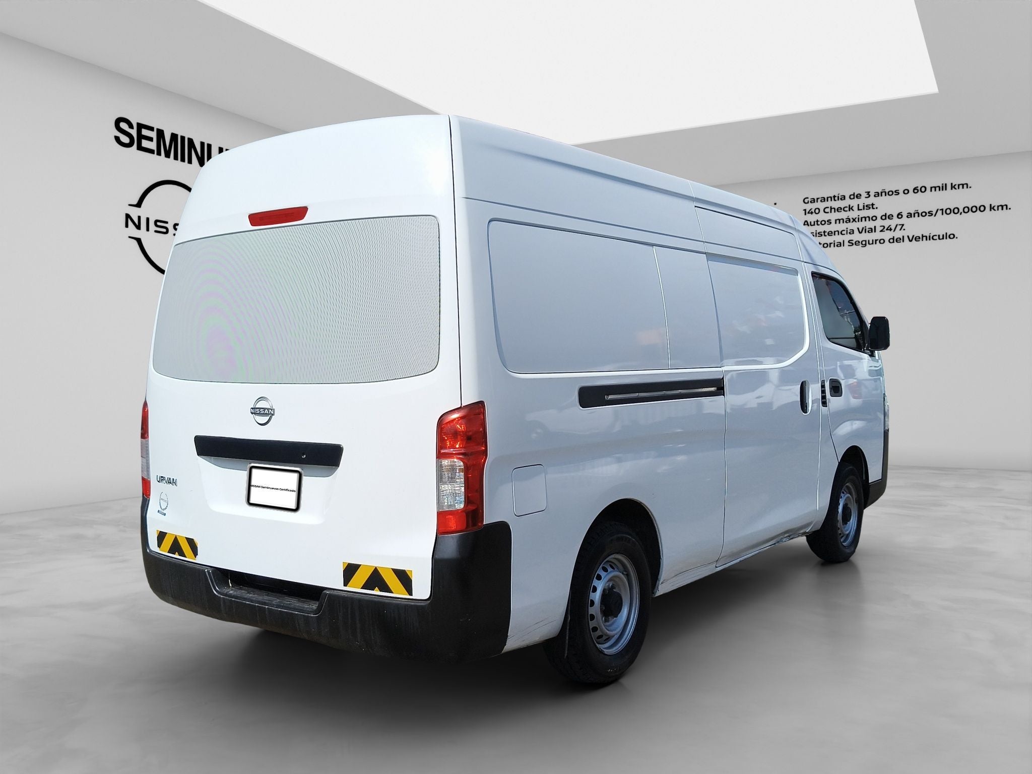 2024 Nissan Urvan 2.5 Panel Amplia AA Mt