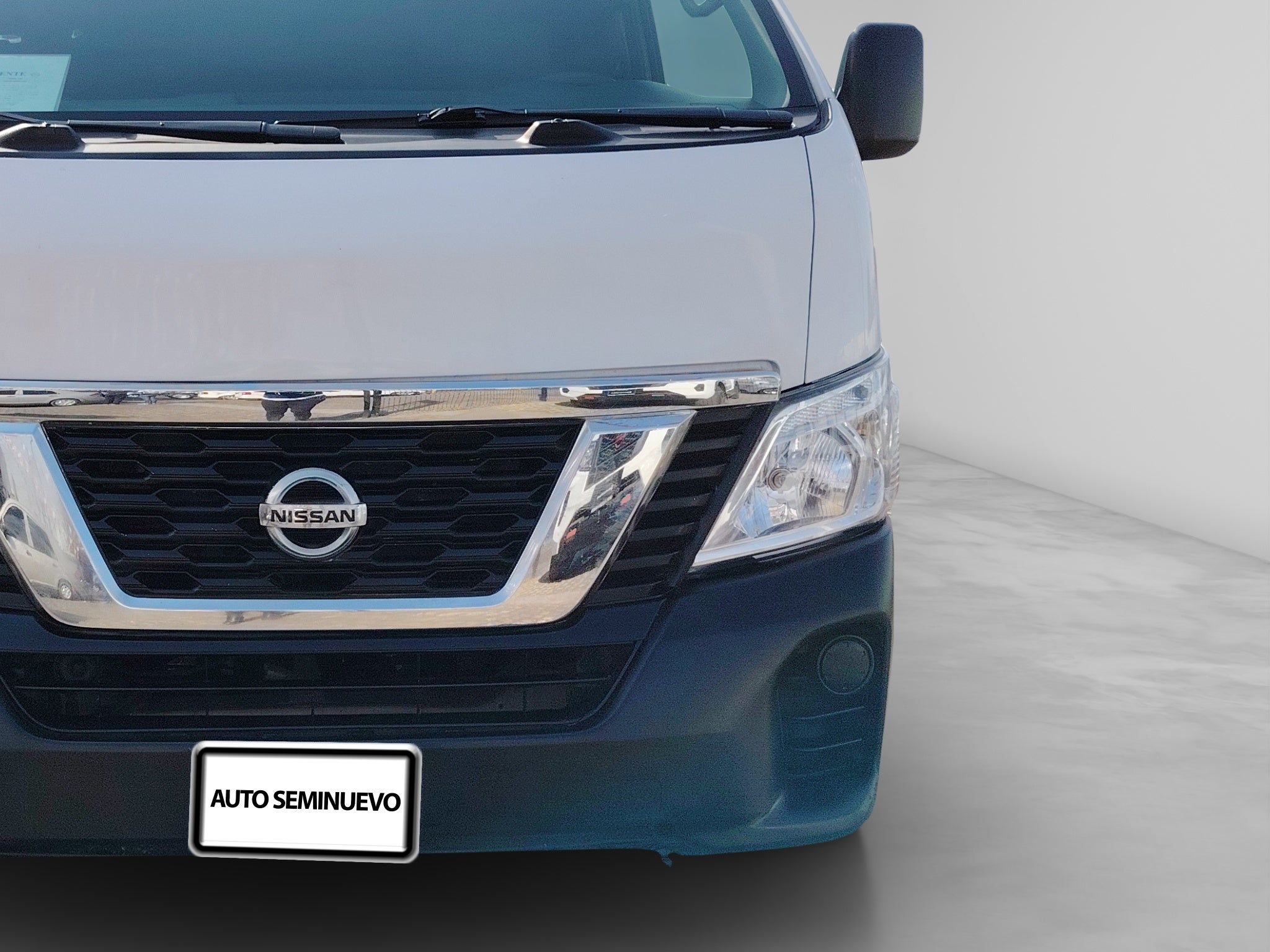 2021 Nissan Urvan 2.5 Panel Ventanas Amplia Paquete Seguridad Mt